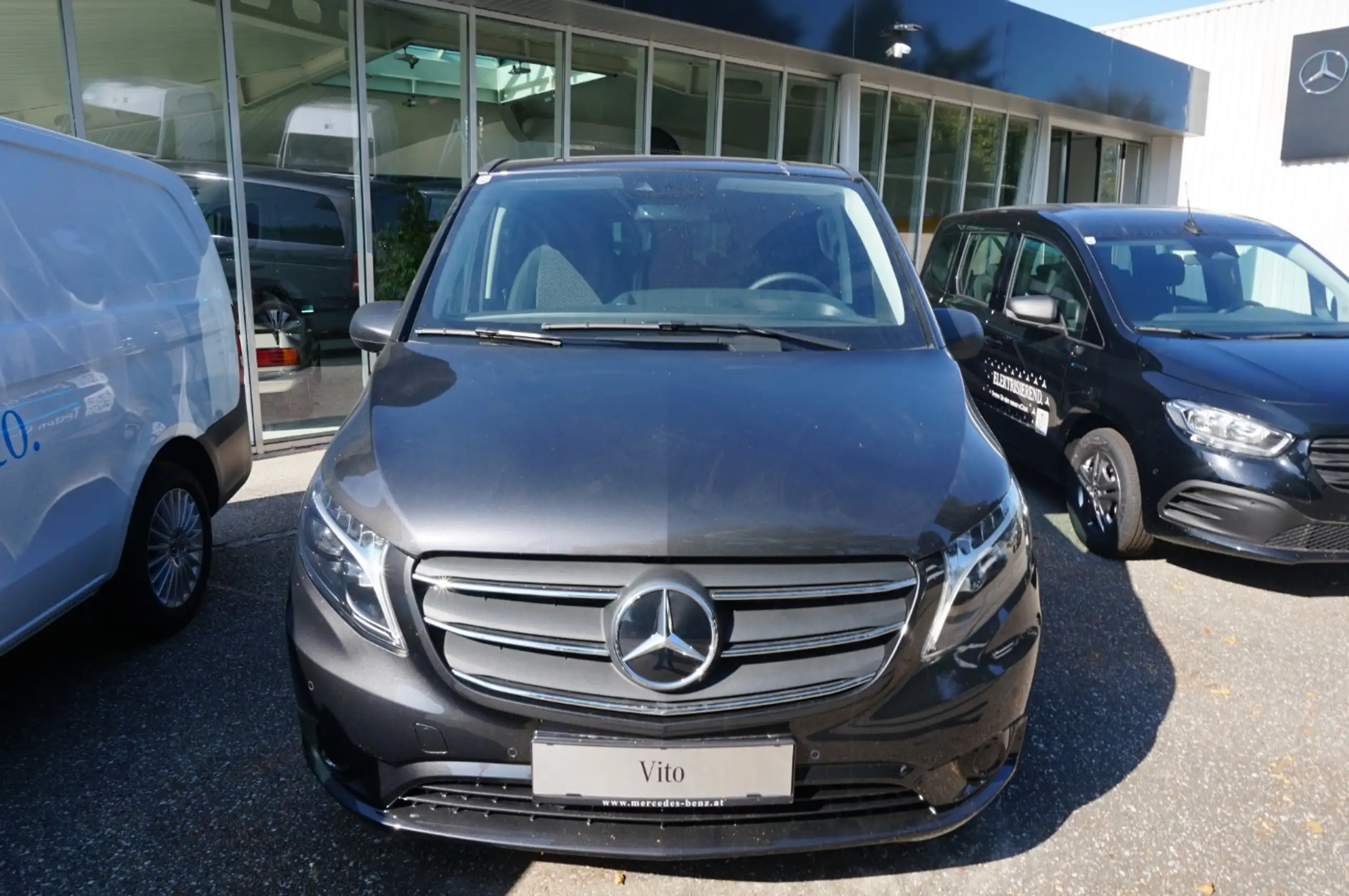 Mercedes-Benz - Vito