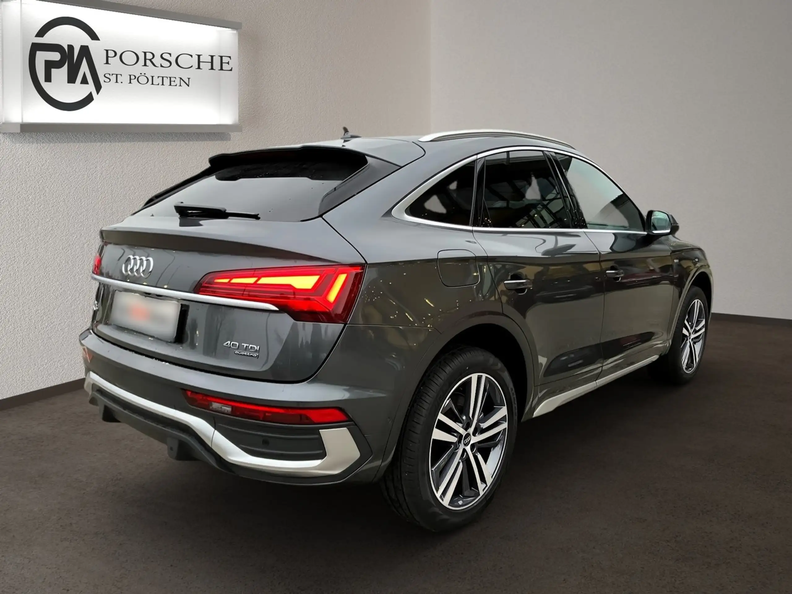 Audi - Q5