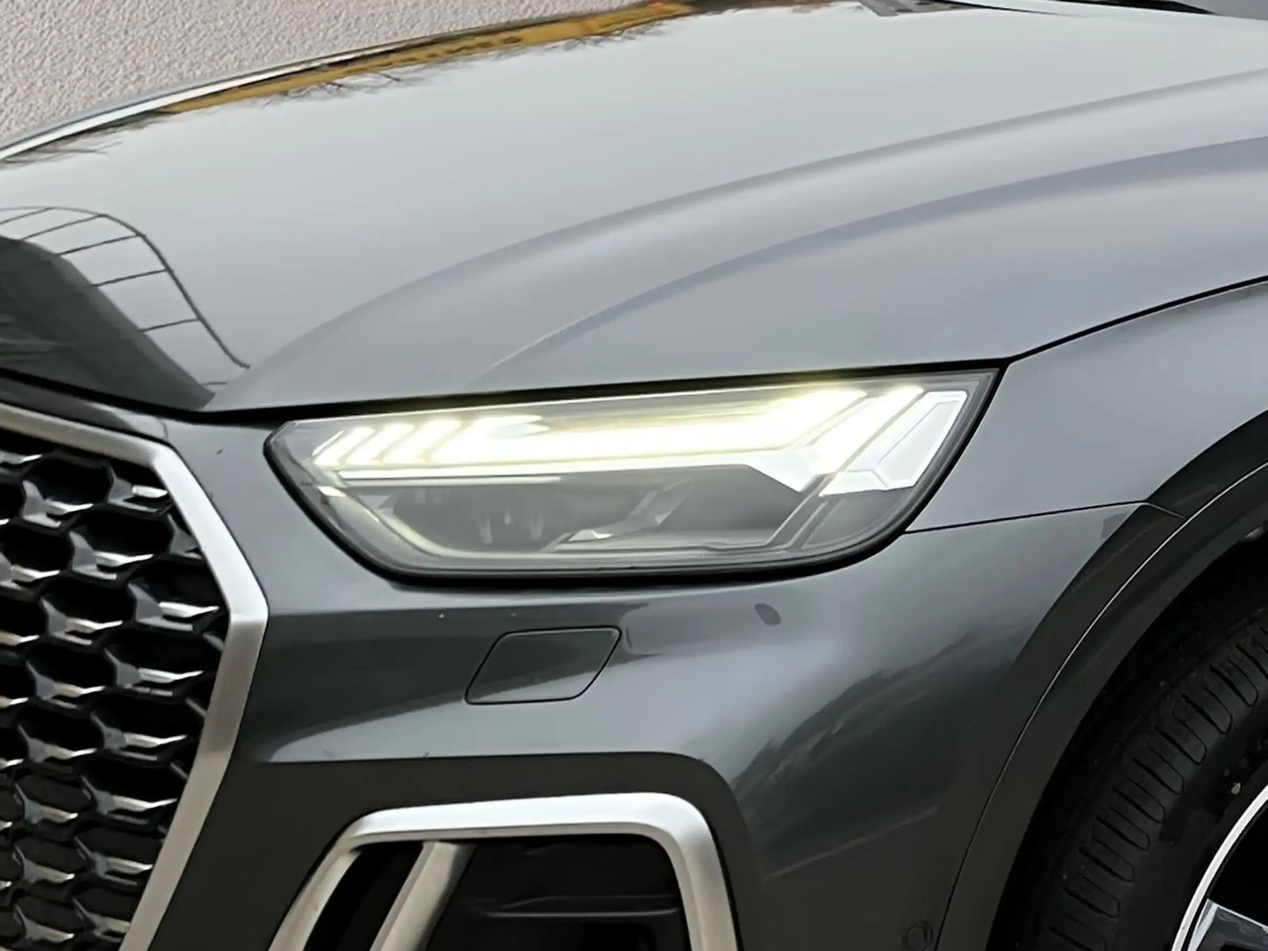 Audi - Q5