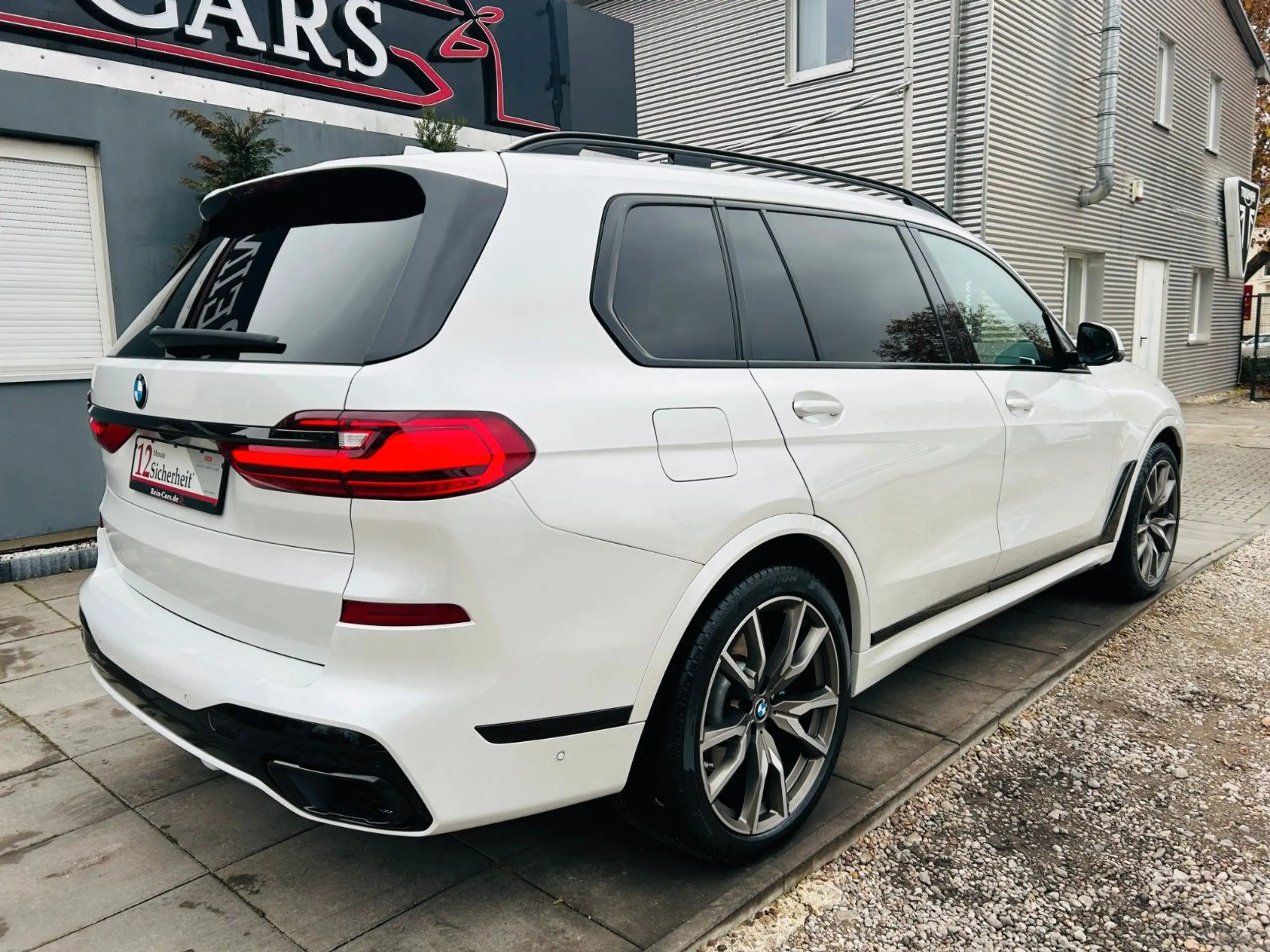 BMW - X7