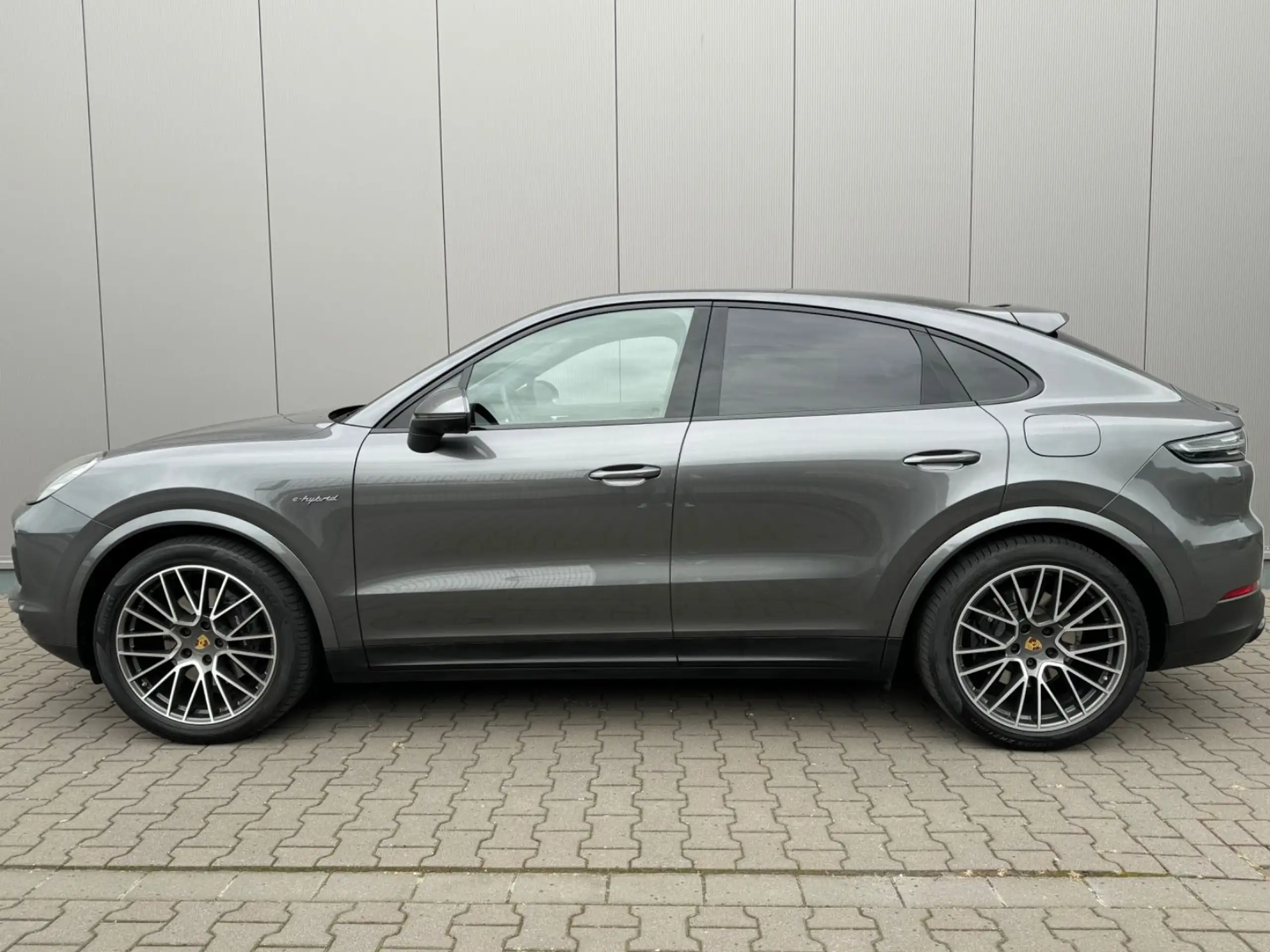 Porsche - Cayenne