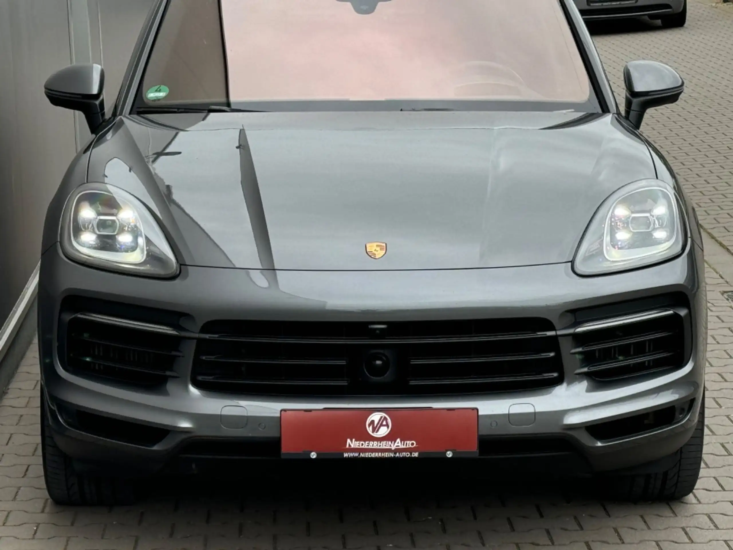 Porsche - Cayenne