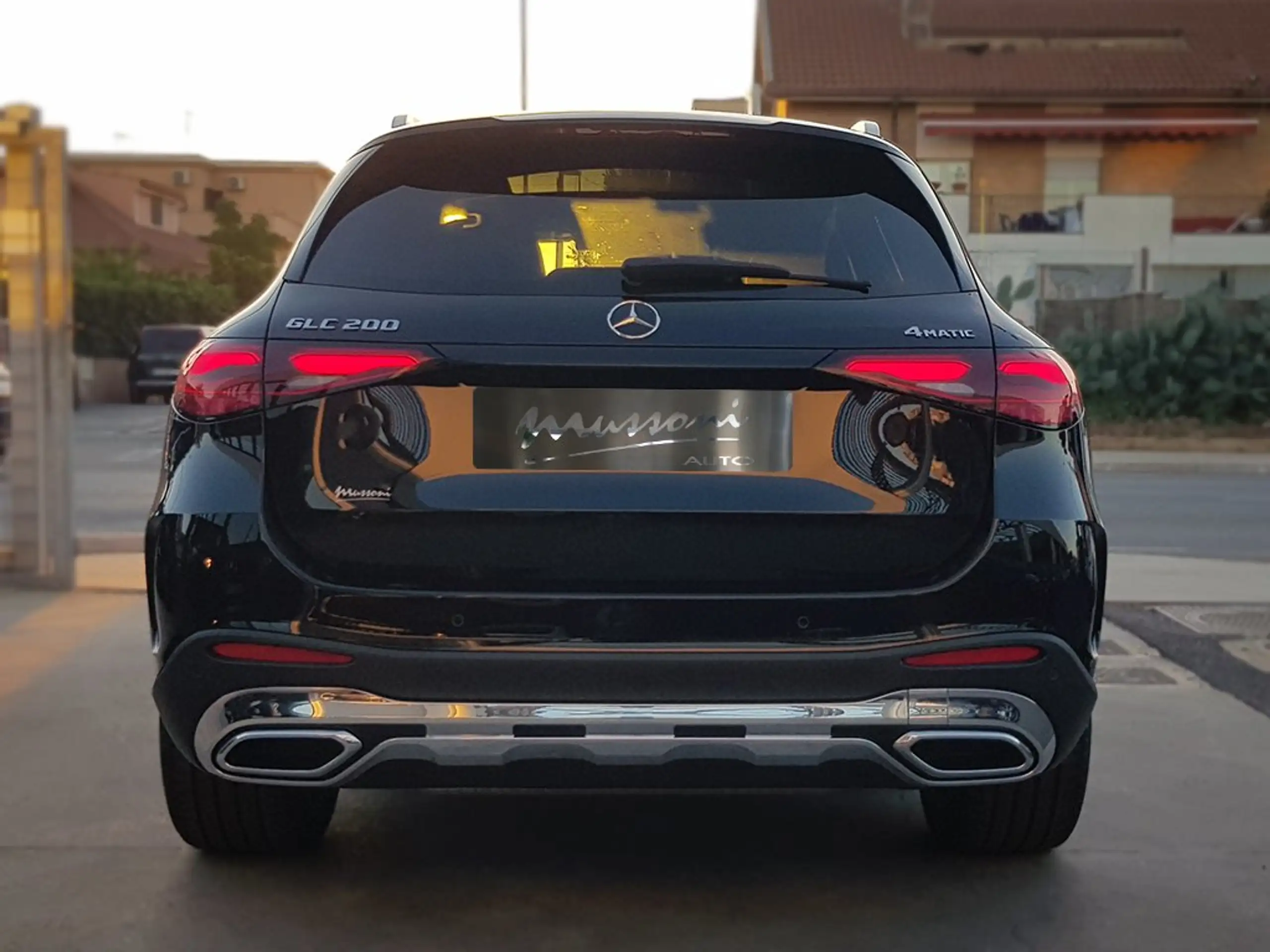 Mercedes-Benz - GLC 200