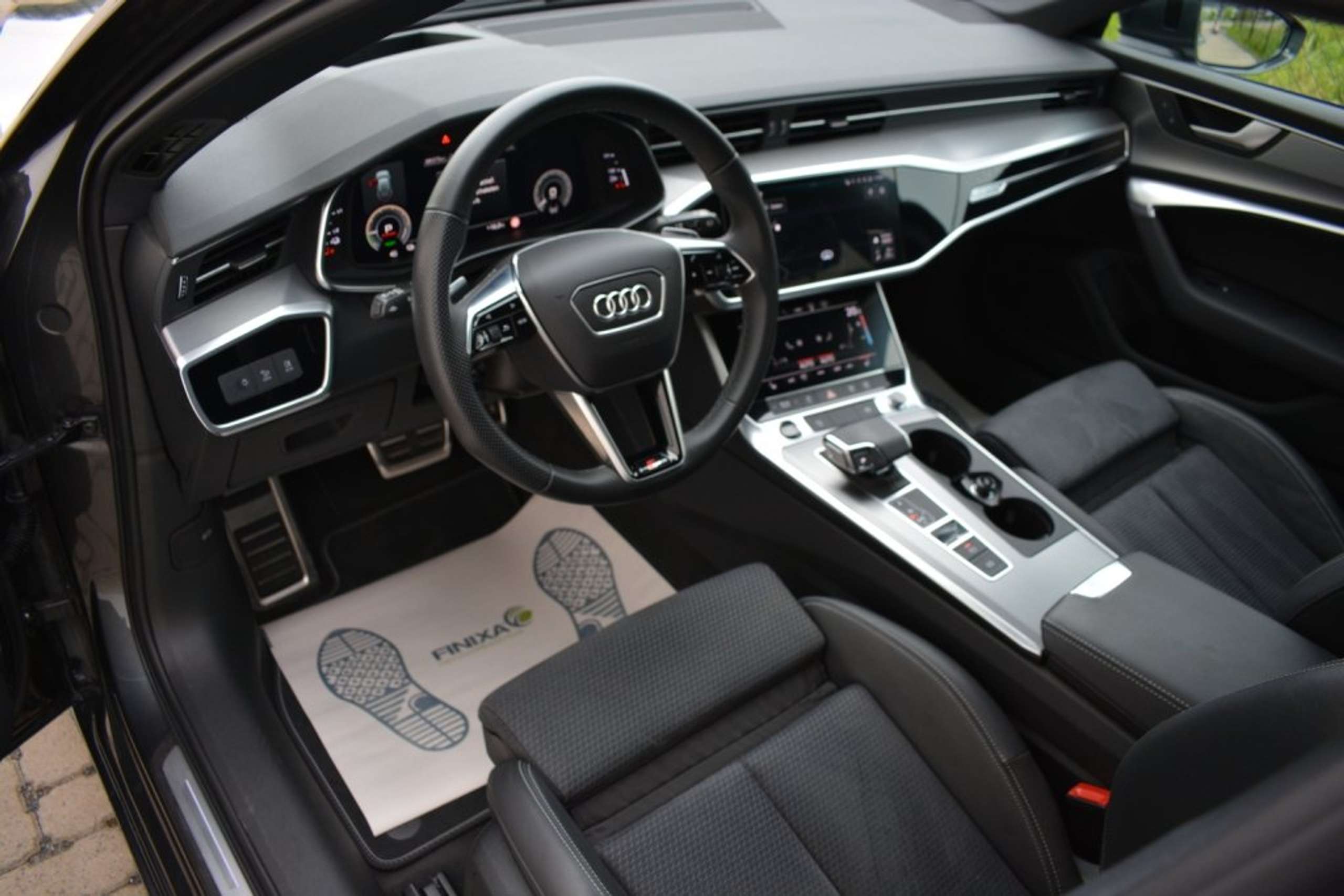 Audi - A6