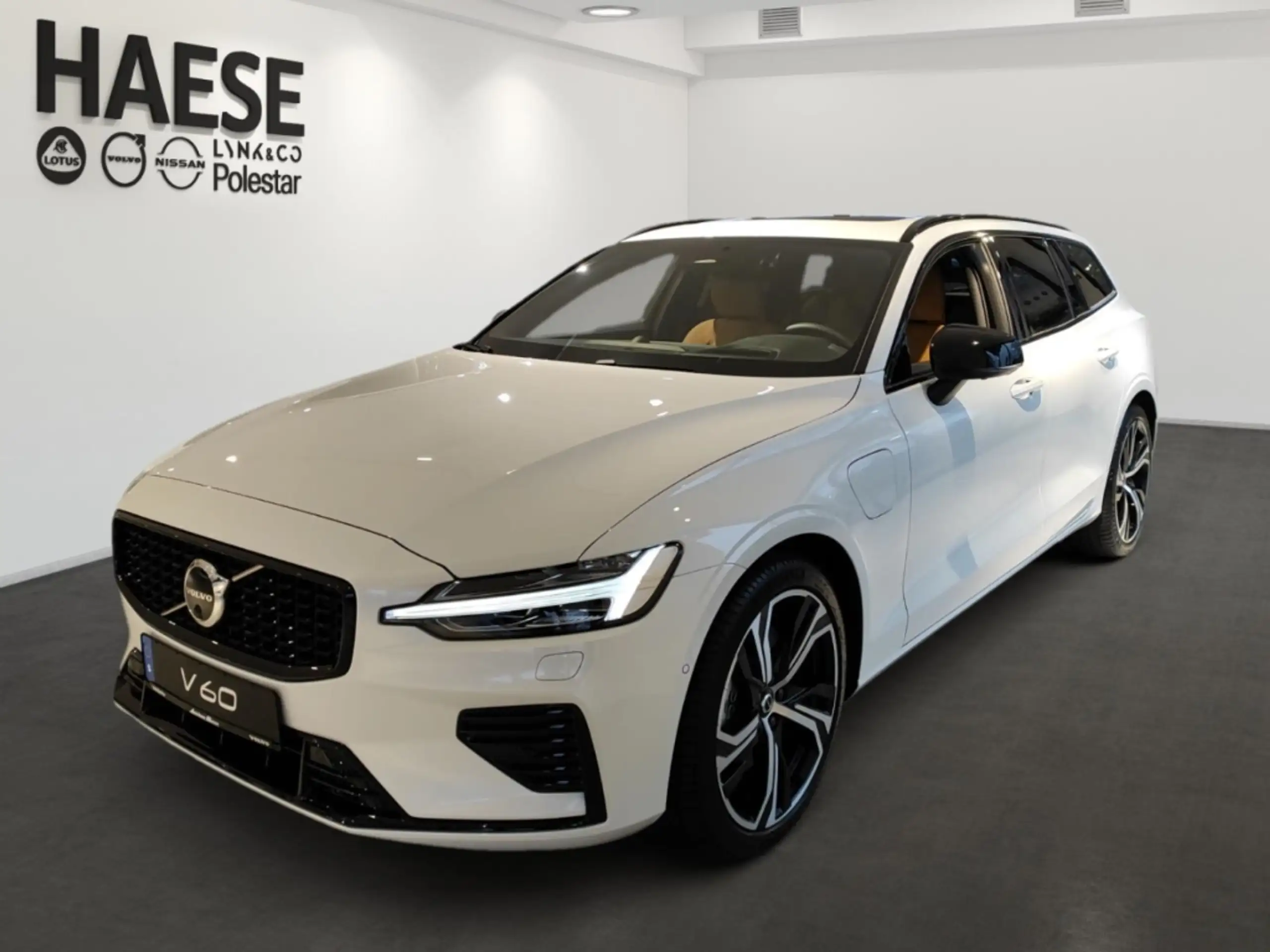 Volvo V60 2023