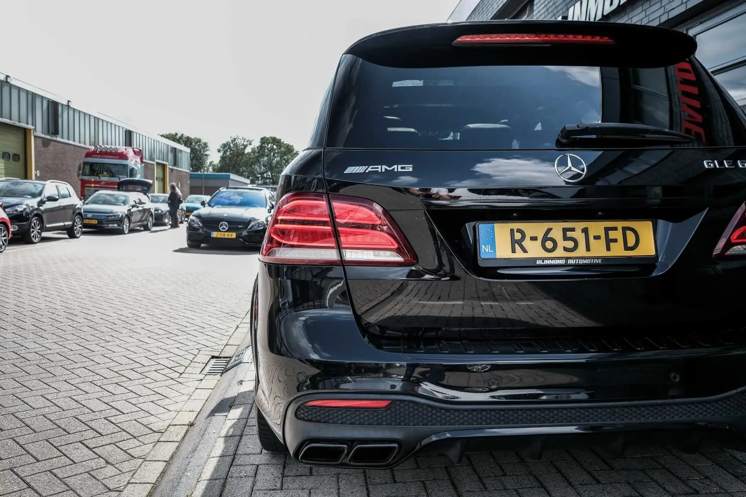 Mercedes-Benz - GLE 63 AMG