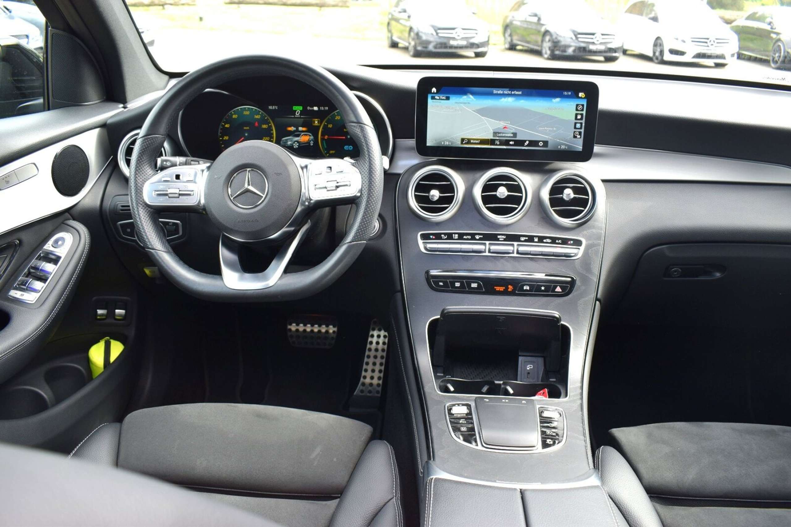 Mercedes-Benz - GLC 300