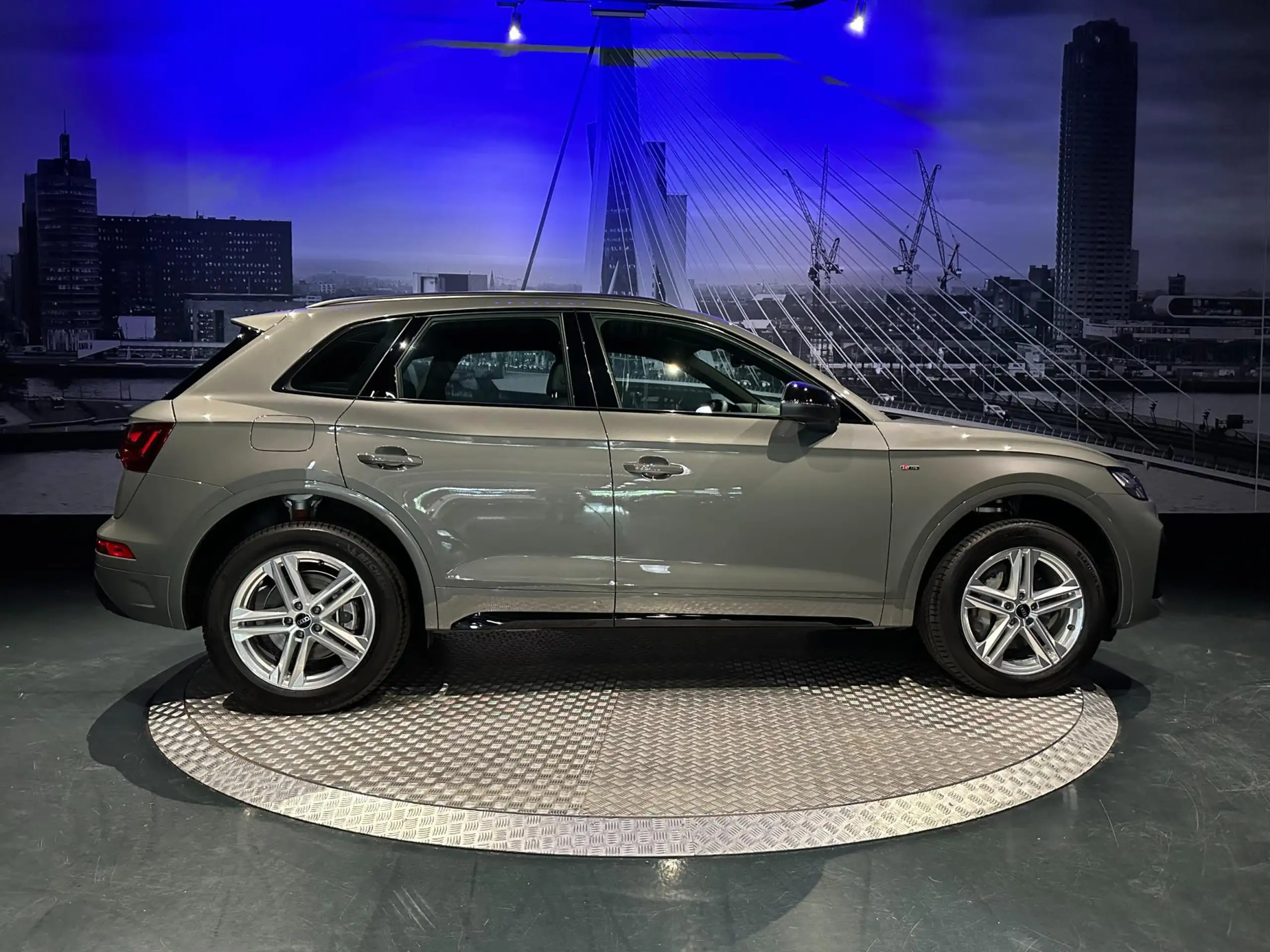 Audi - Q5