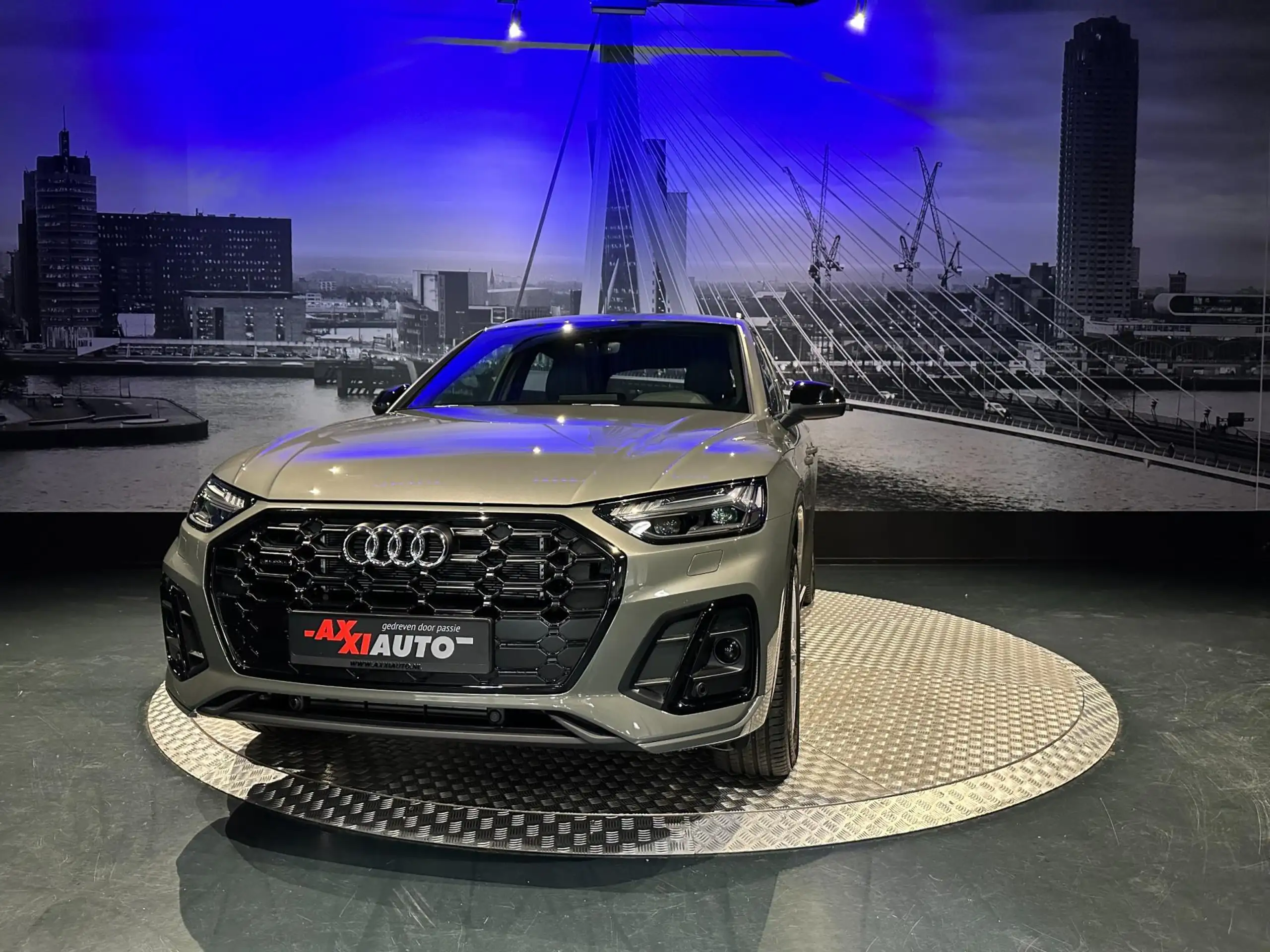 Audi - Q5