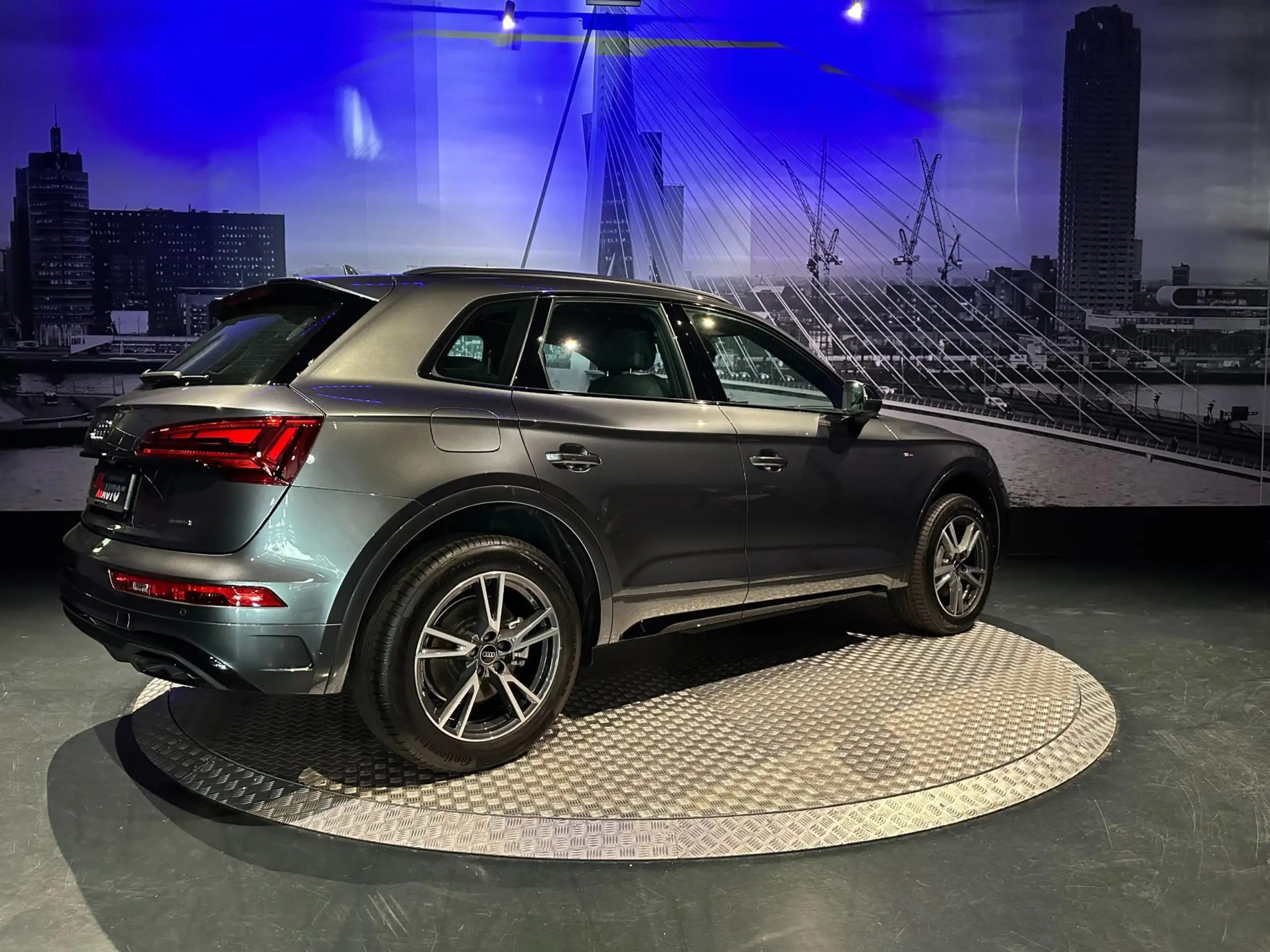 Audi - Q5