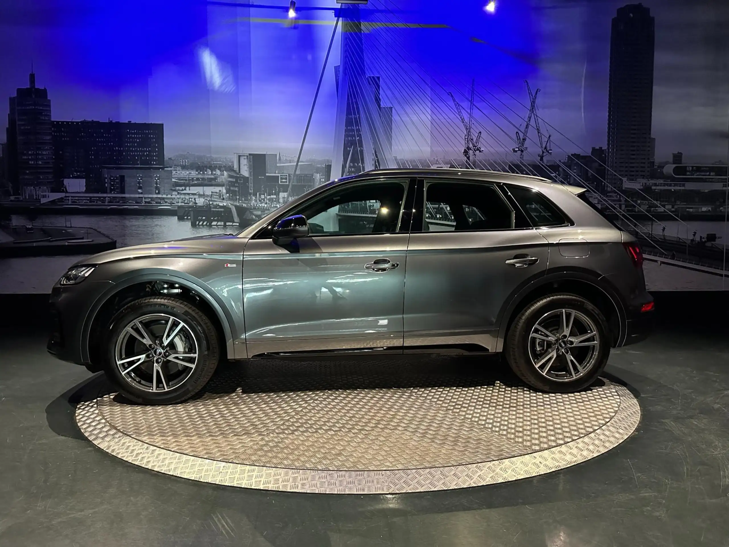 Audi - Q5