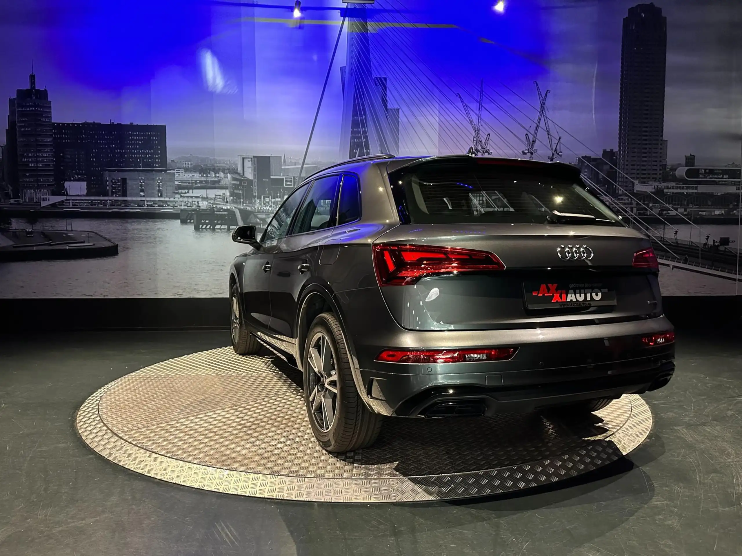 Audi - Q5