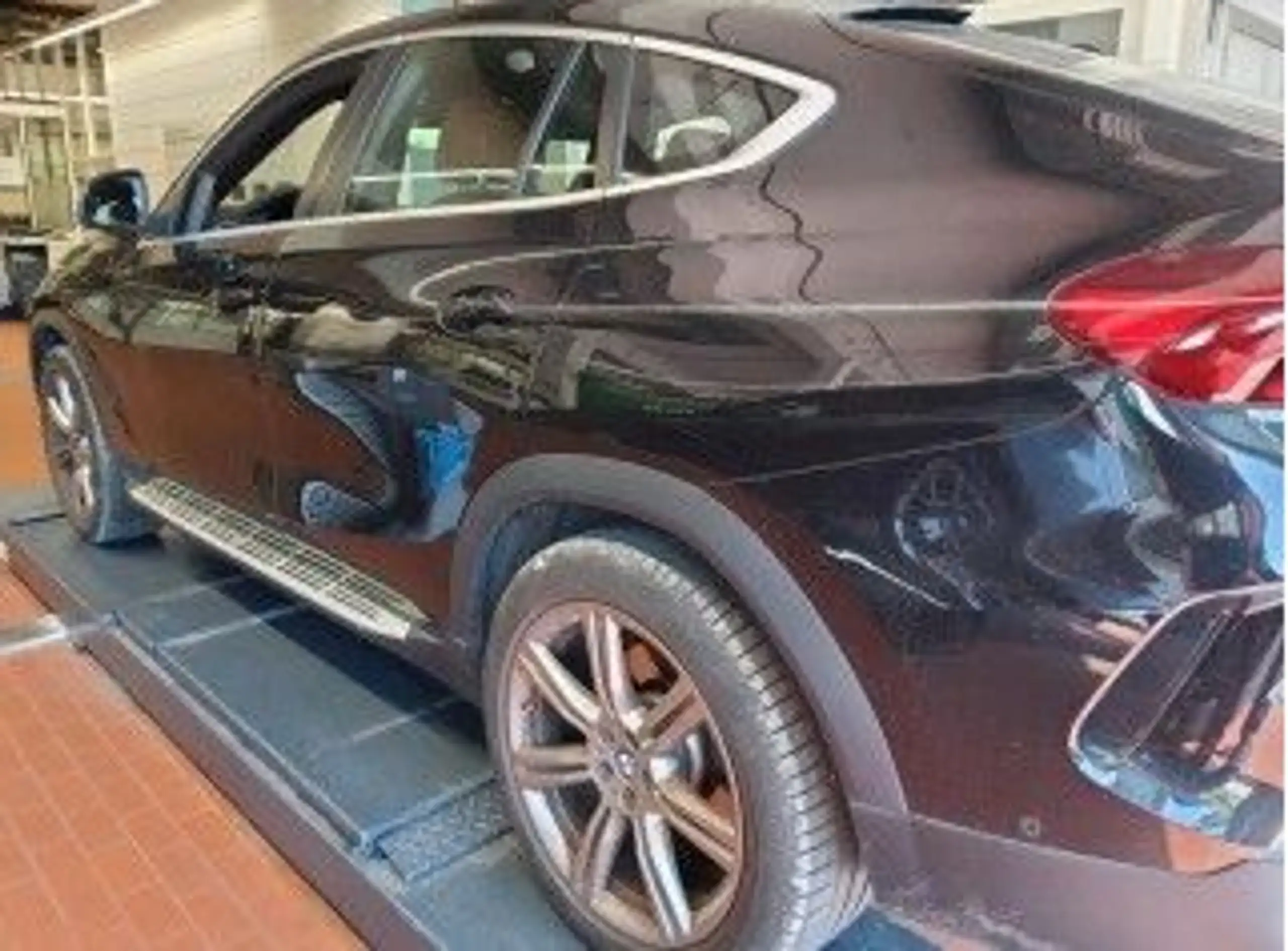 BMW - X6