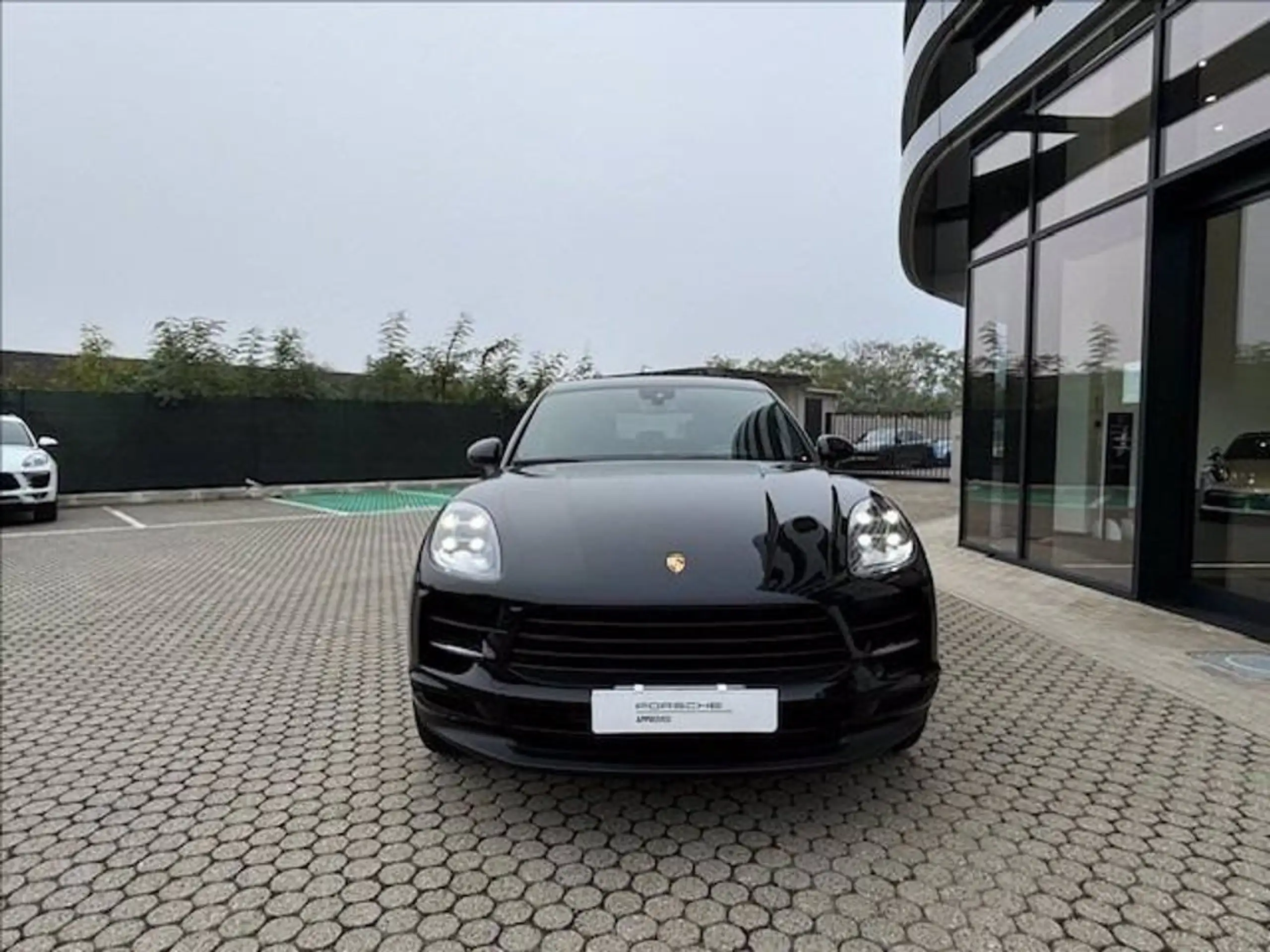 Porsche - Macan