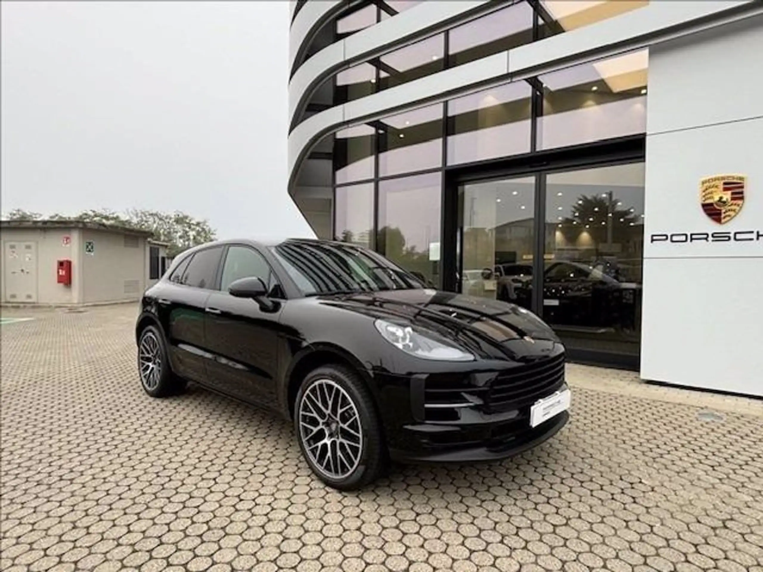 Porsche - Macan