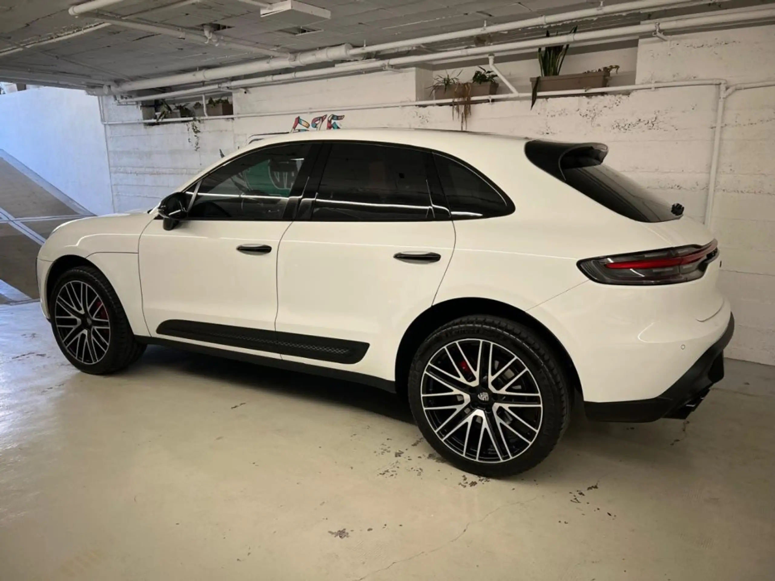 Porsche - Macan