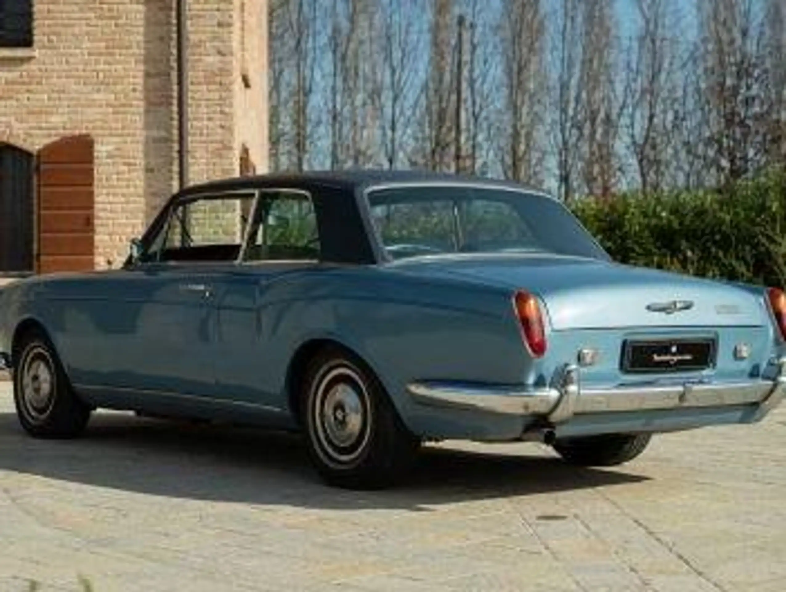 Rolls-Royce - Corniche