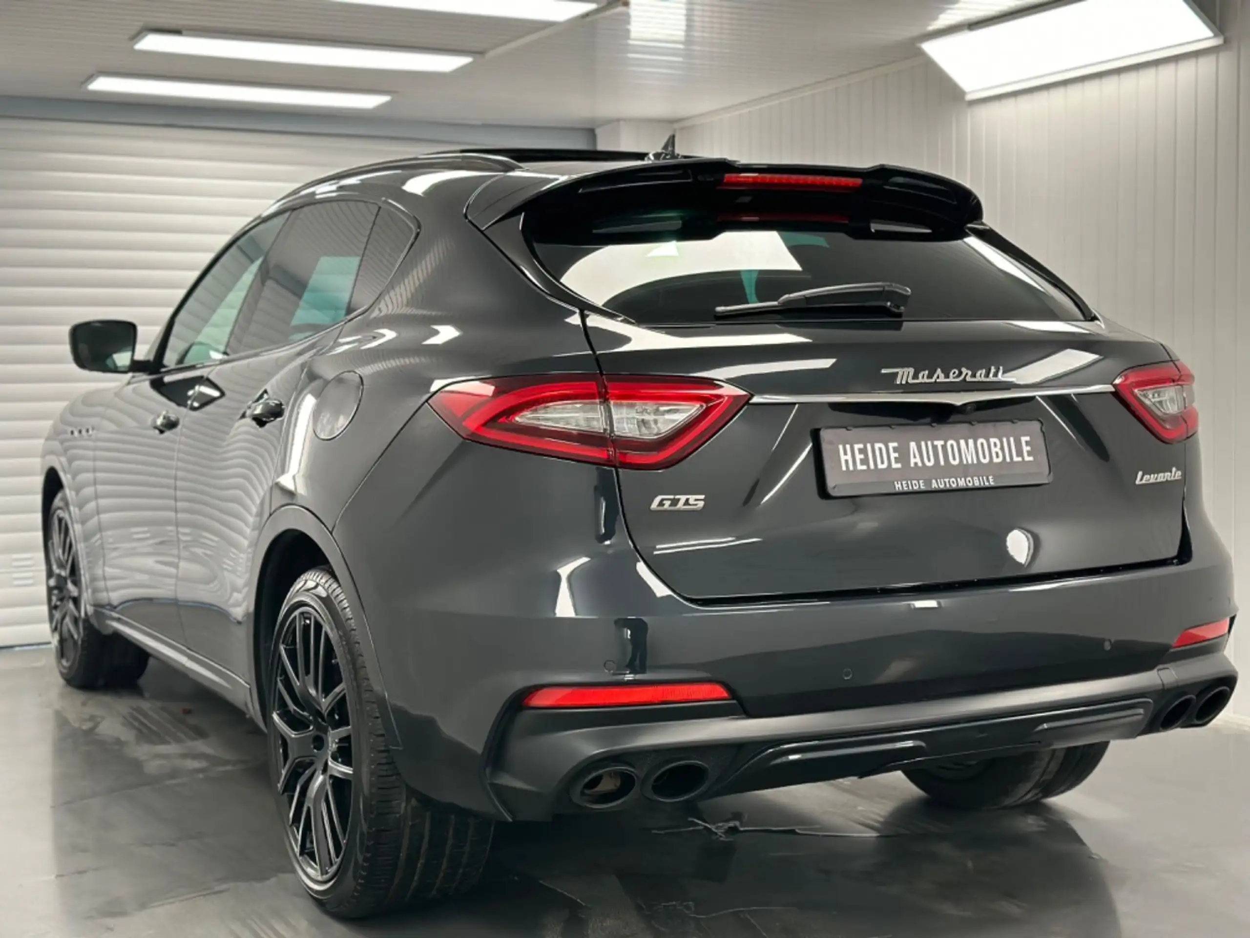 Maserati - Levante