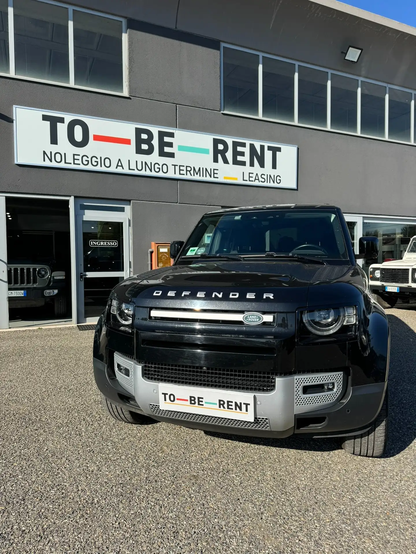 Land Rover - Defender