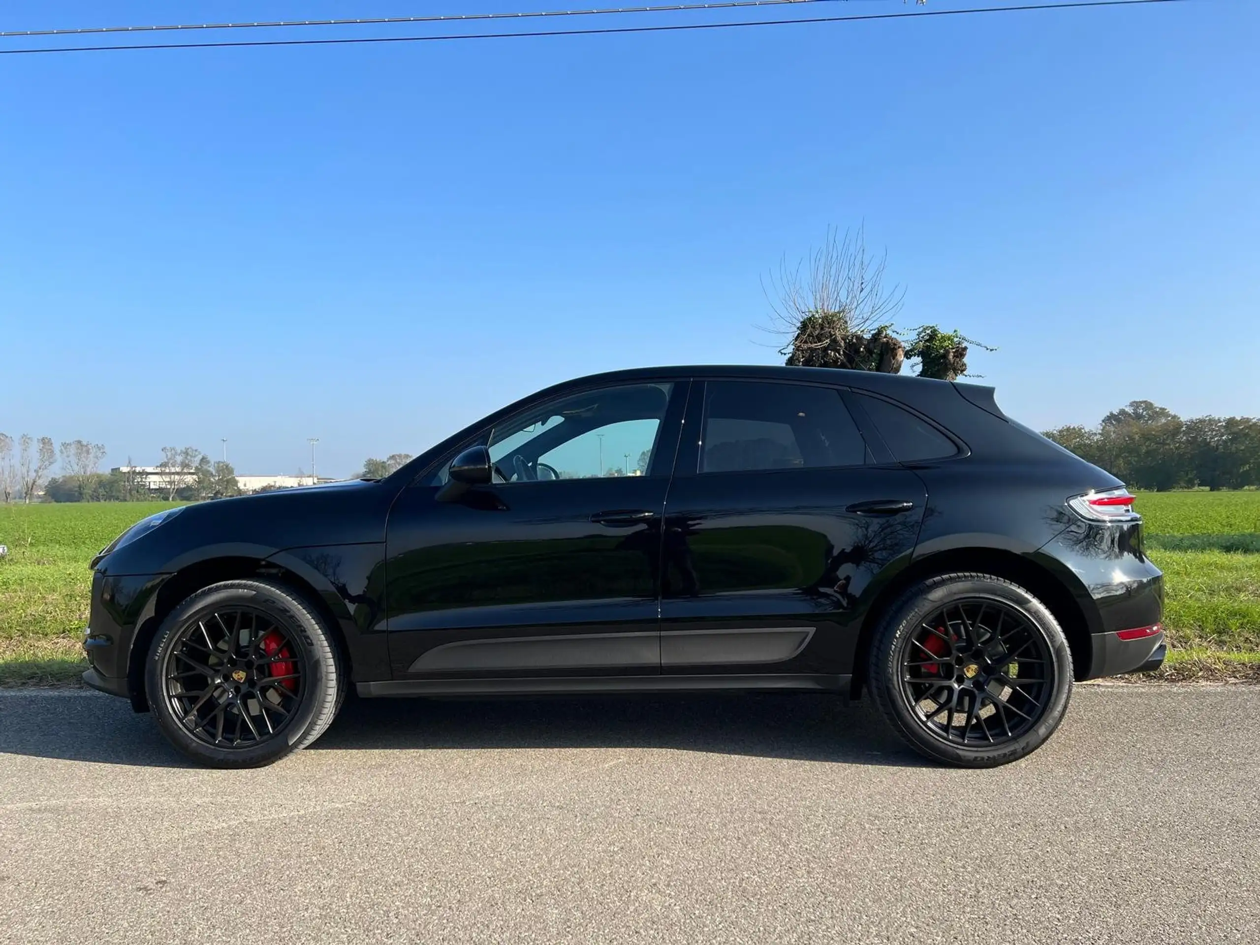 Porsche - Macan