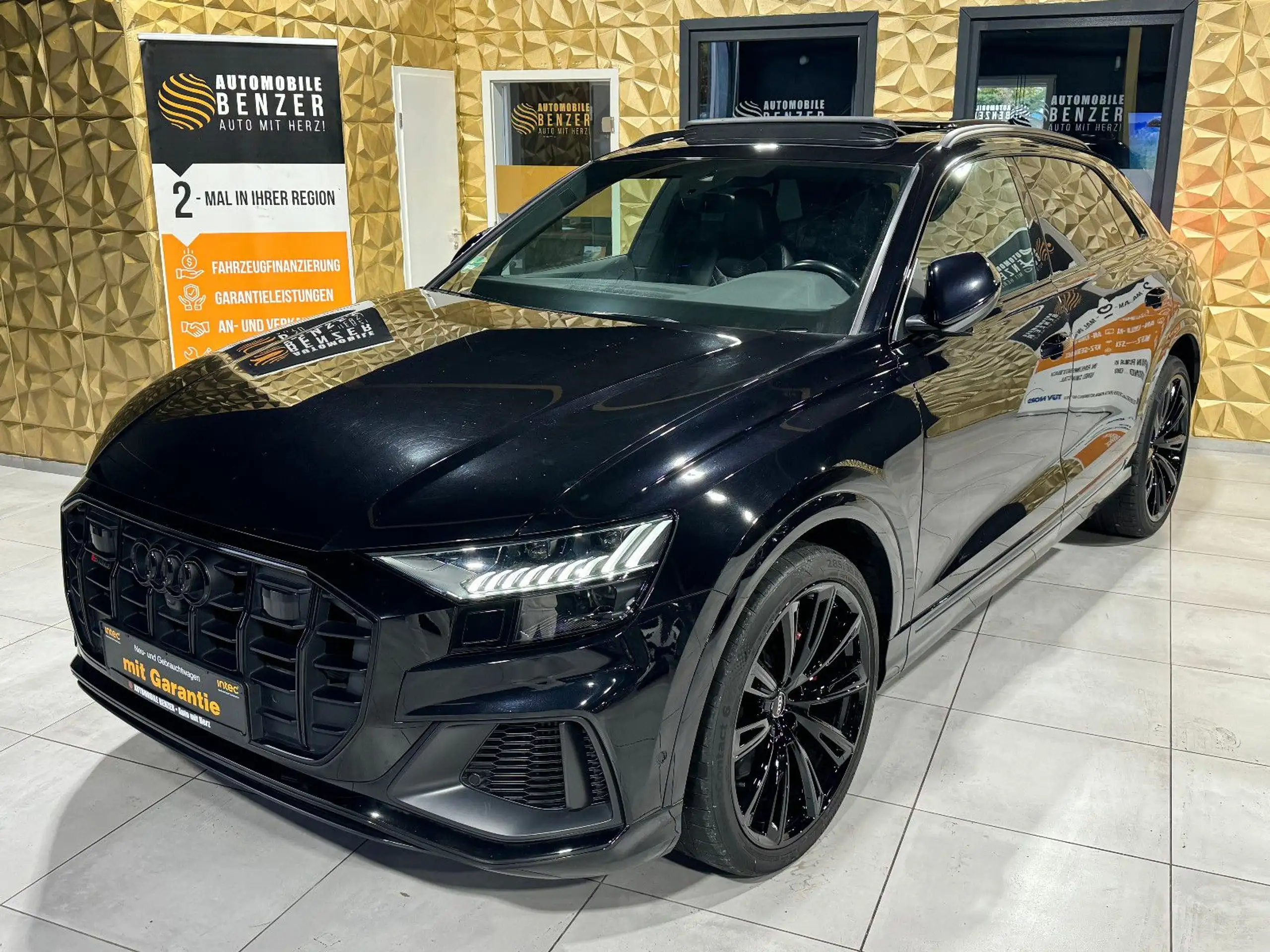 Audi - SQ8