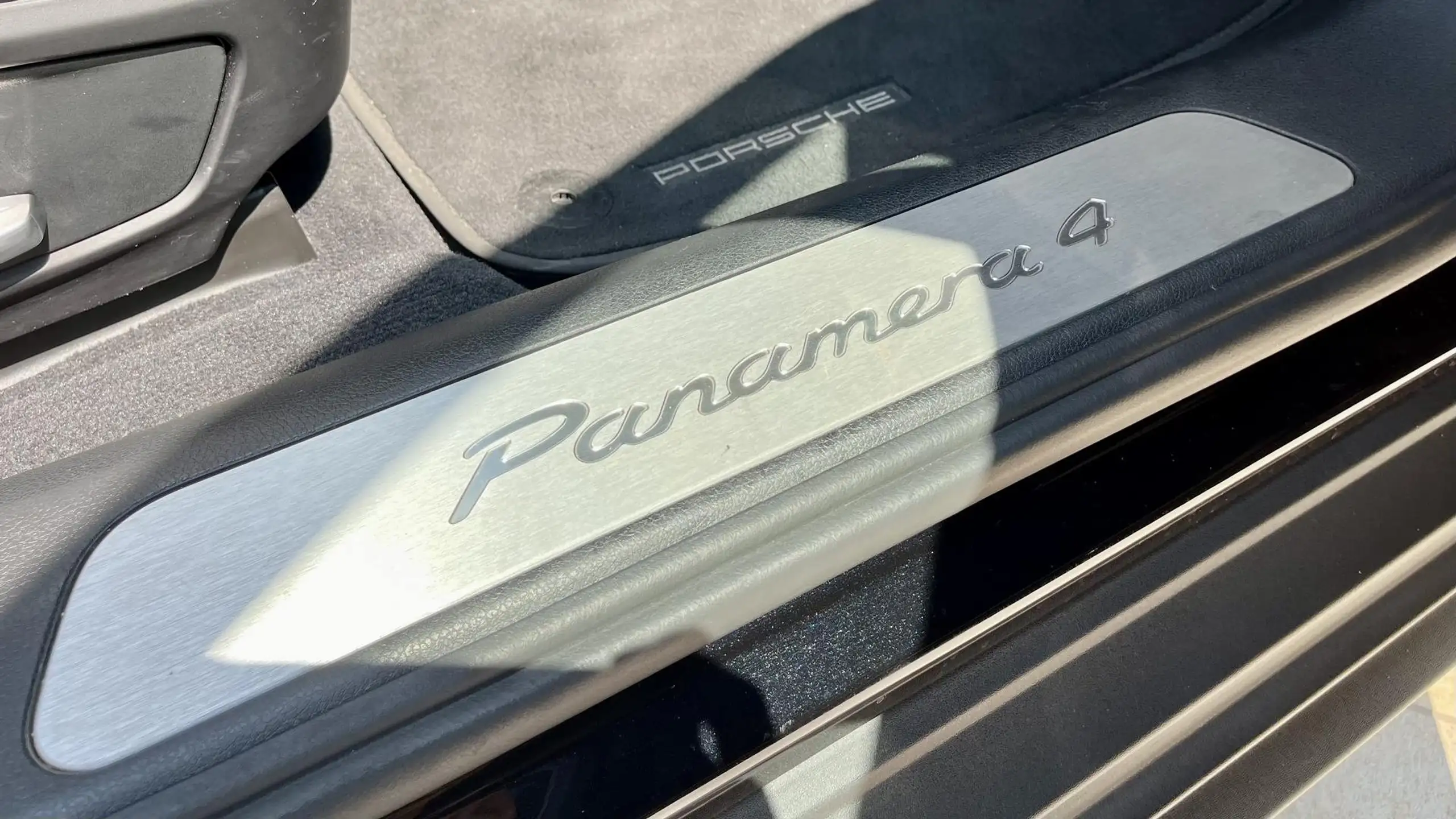 Porsche - Panamera