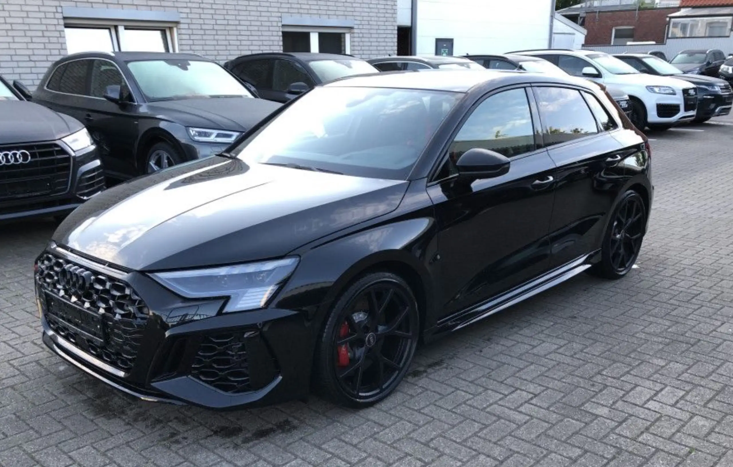 Audi - RS3