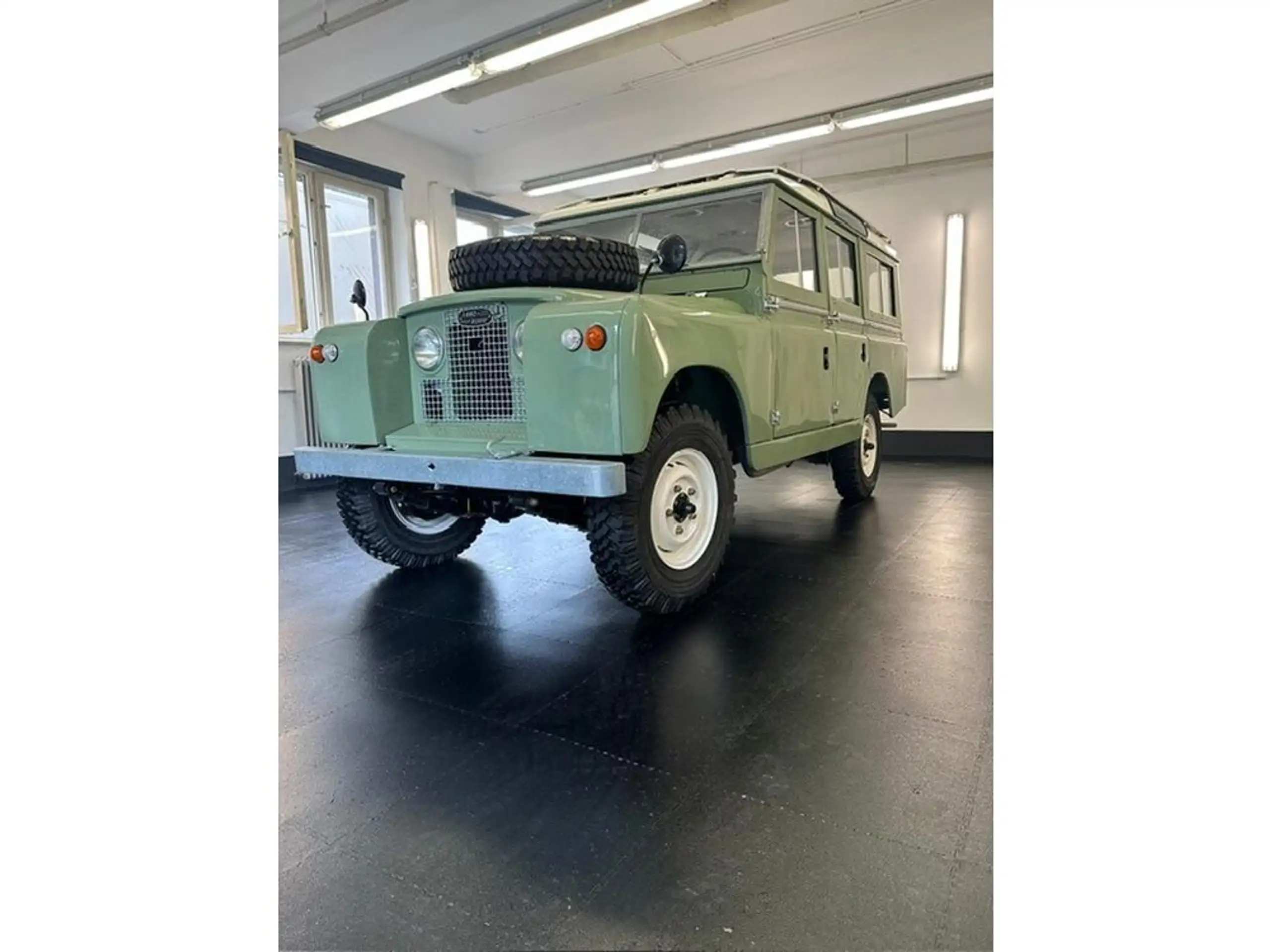 Land Rover - Series