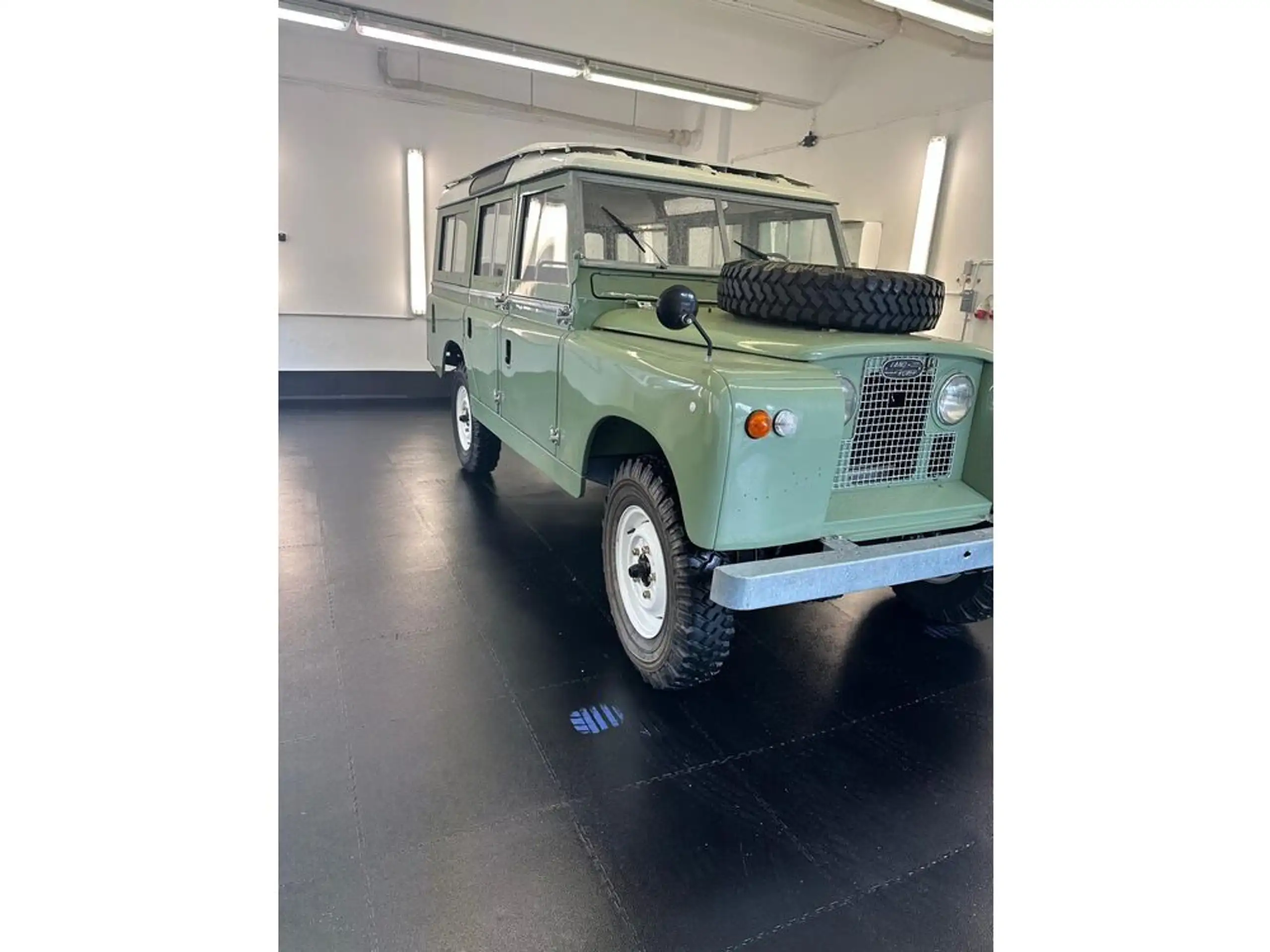 Land Rover - Series