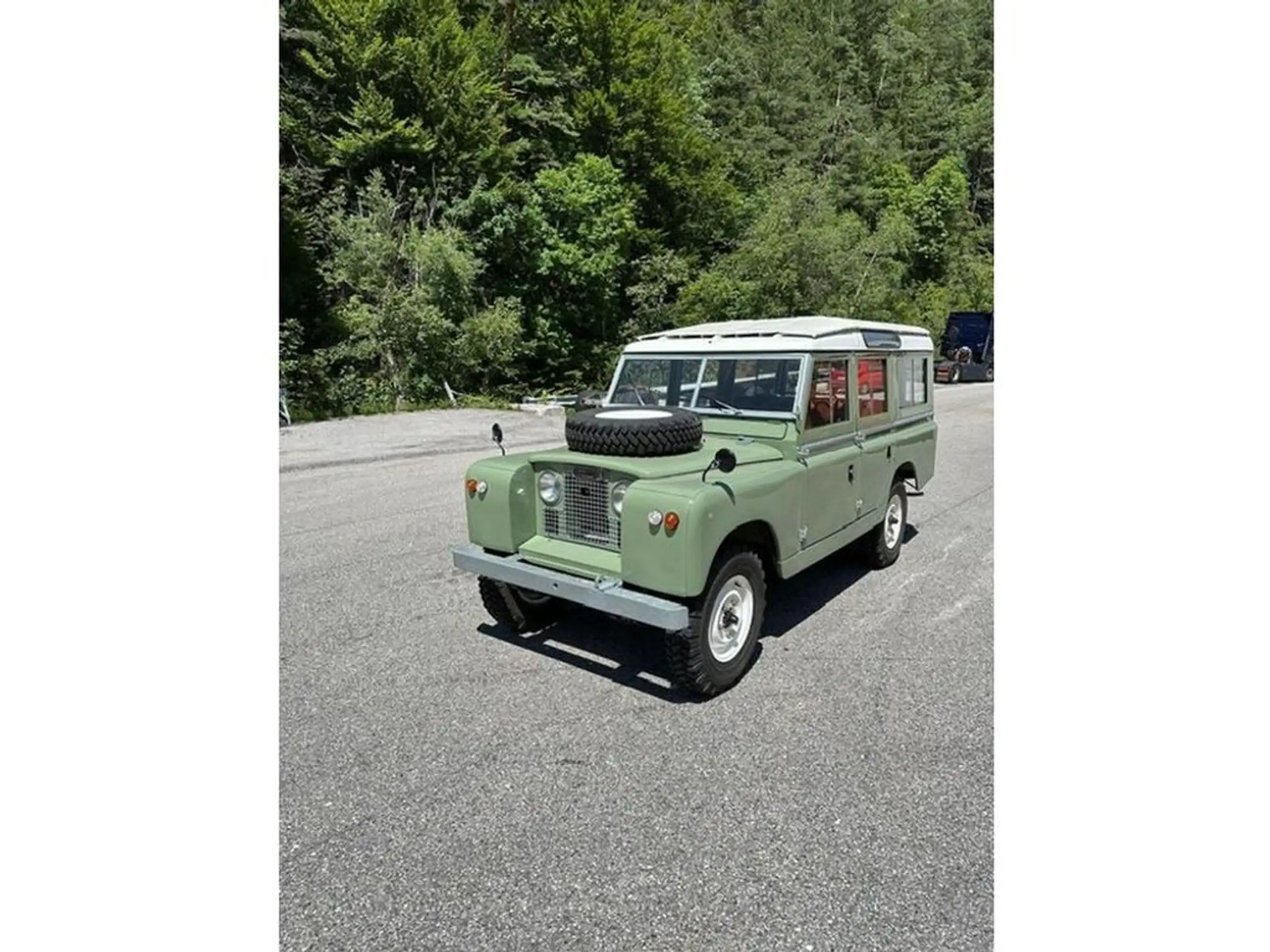 Land Rover - Series