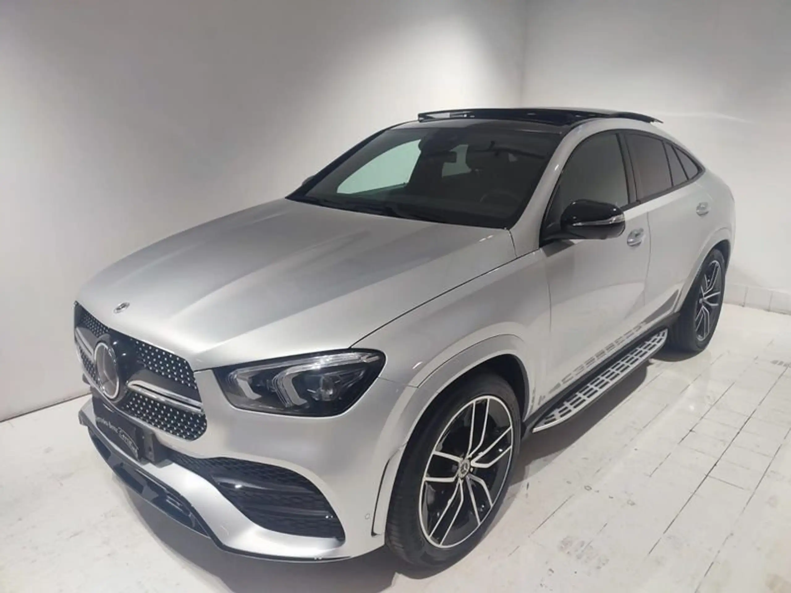 Mercedes-Benz - GLE 350