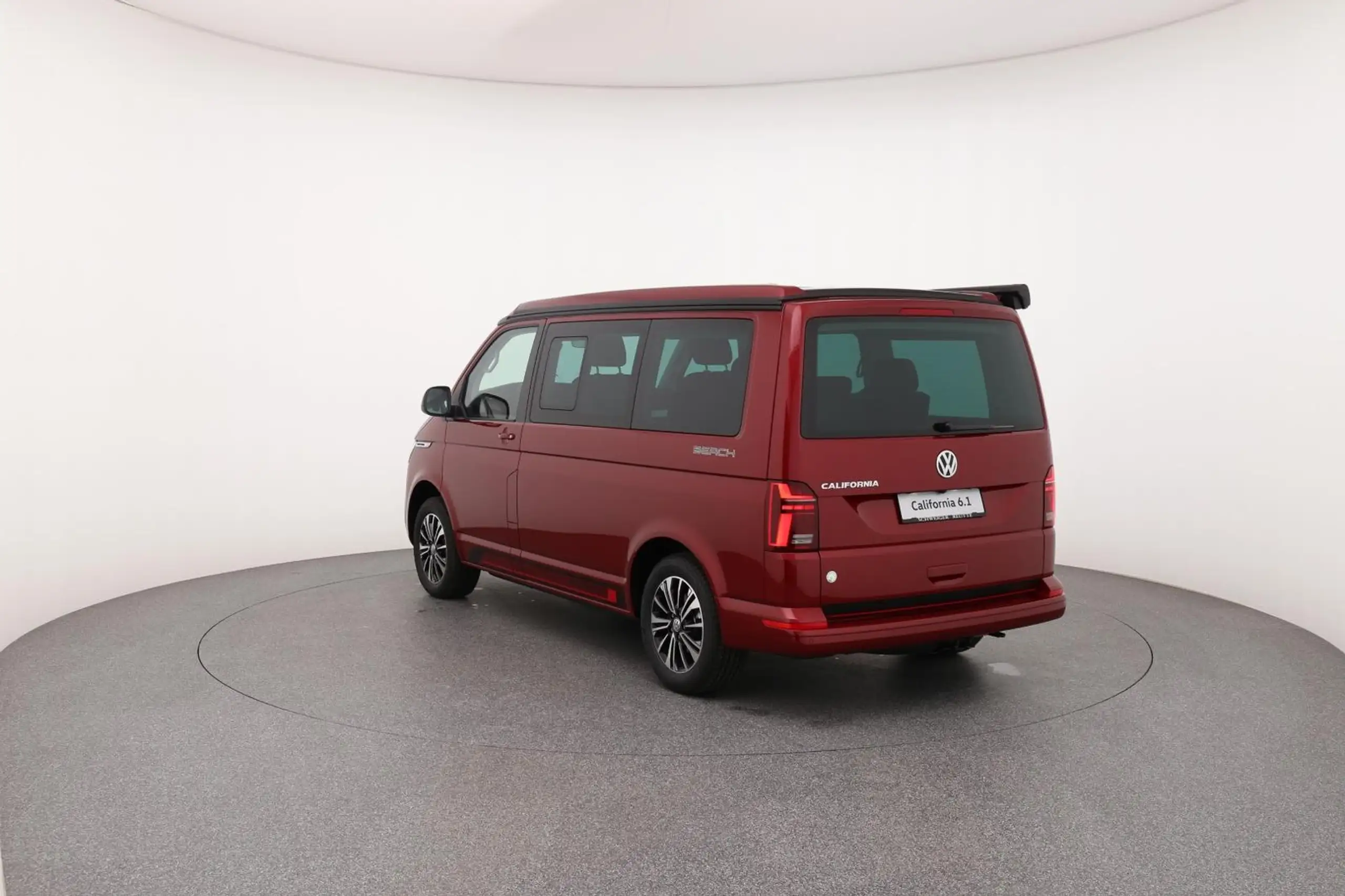 Volkswagen - T6.1 California