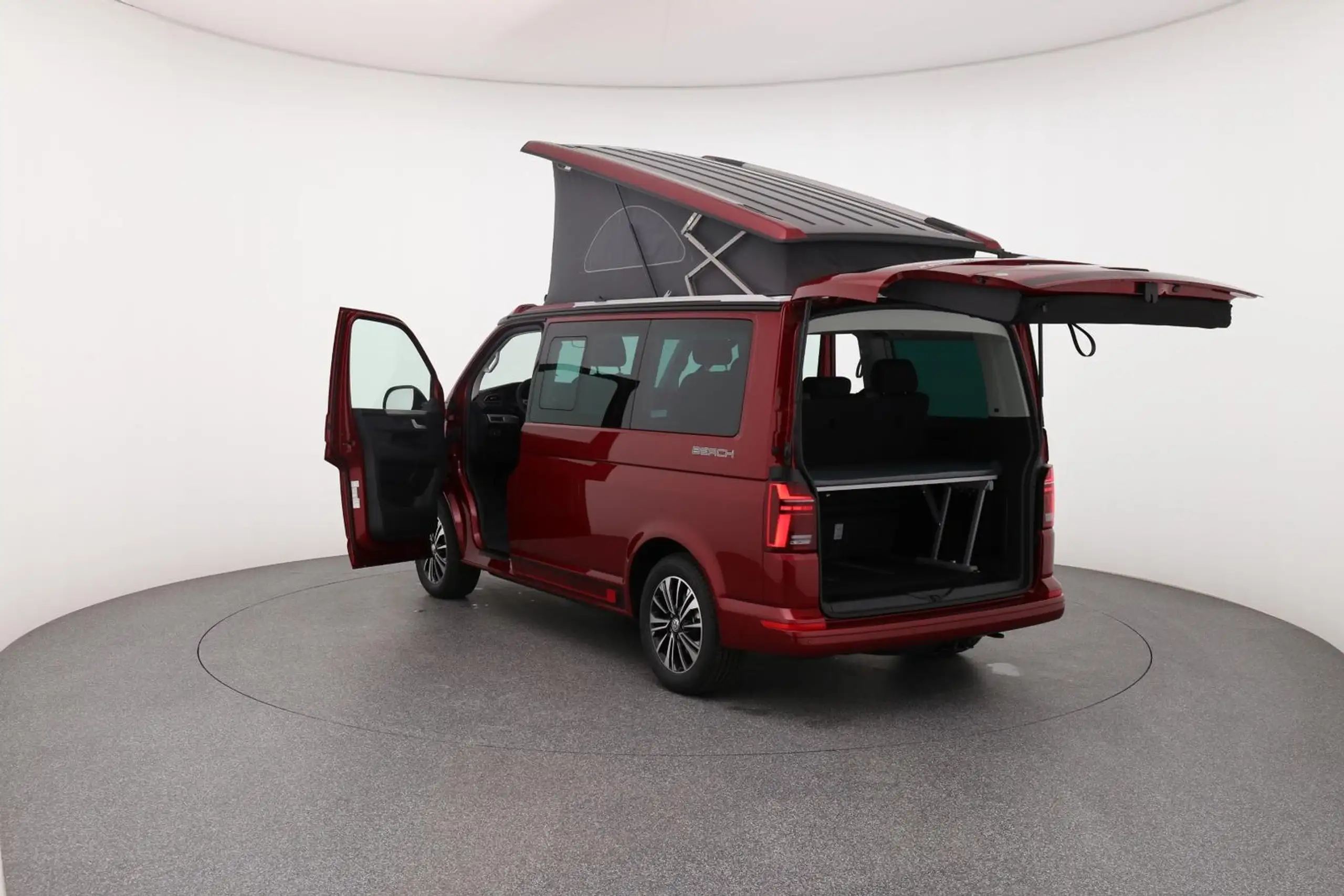 Volkswagen - T6.1 California