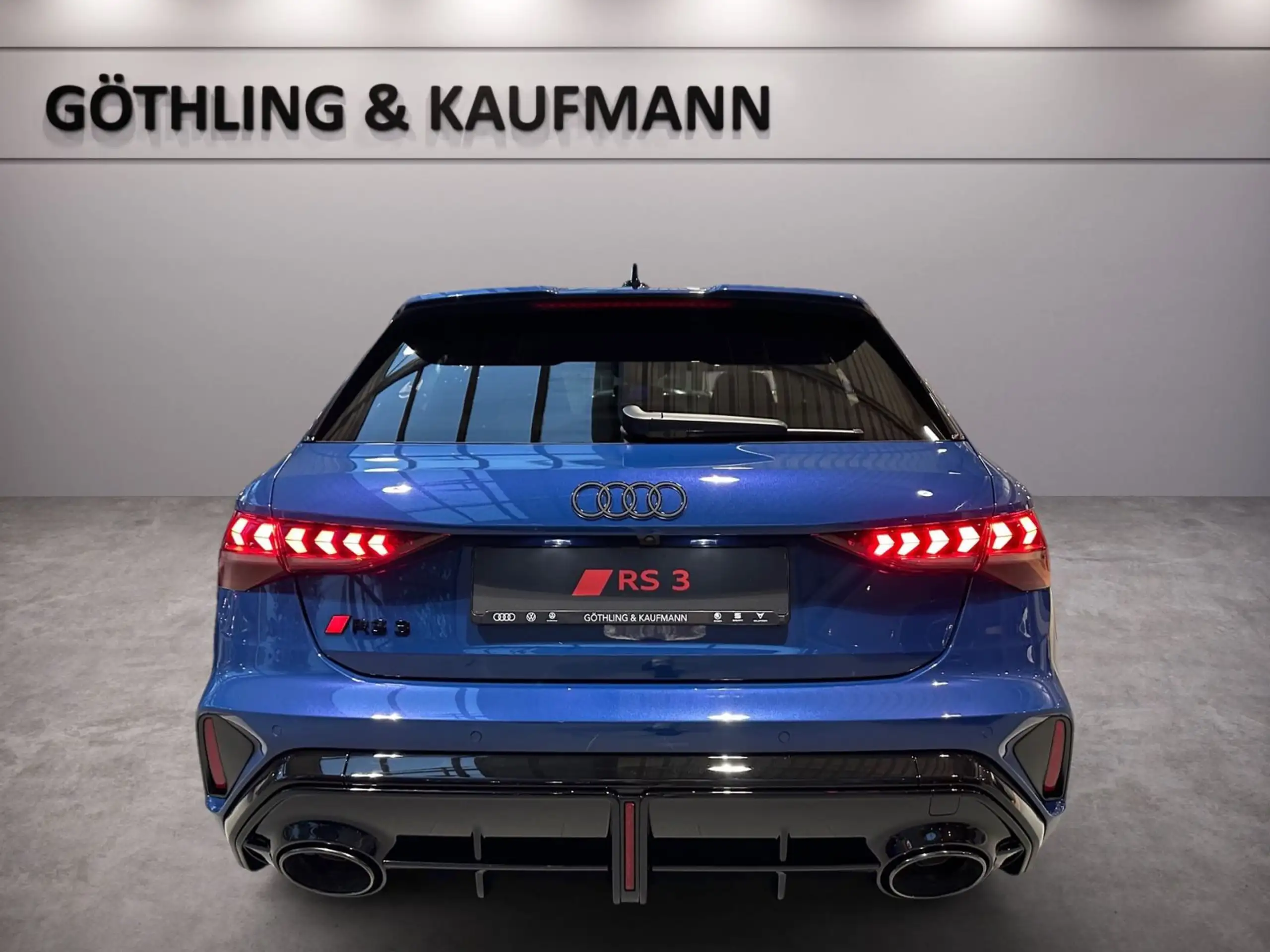 Audi - RS3