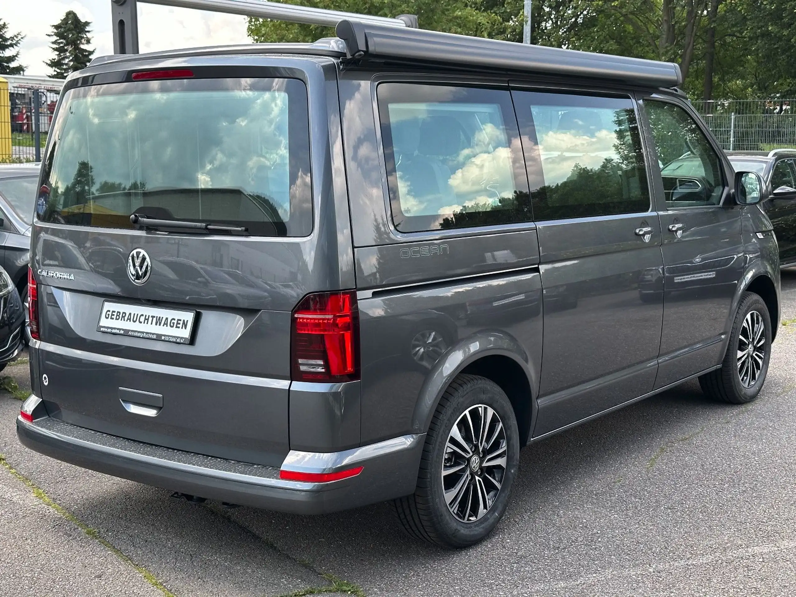 Volkswagen - T6 California