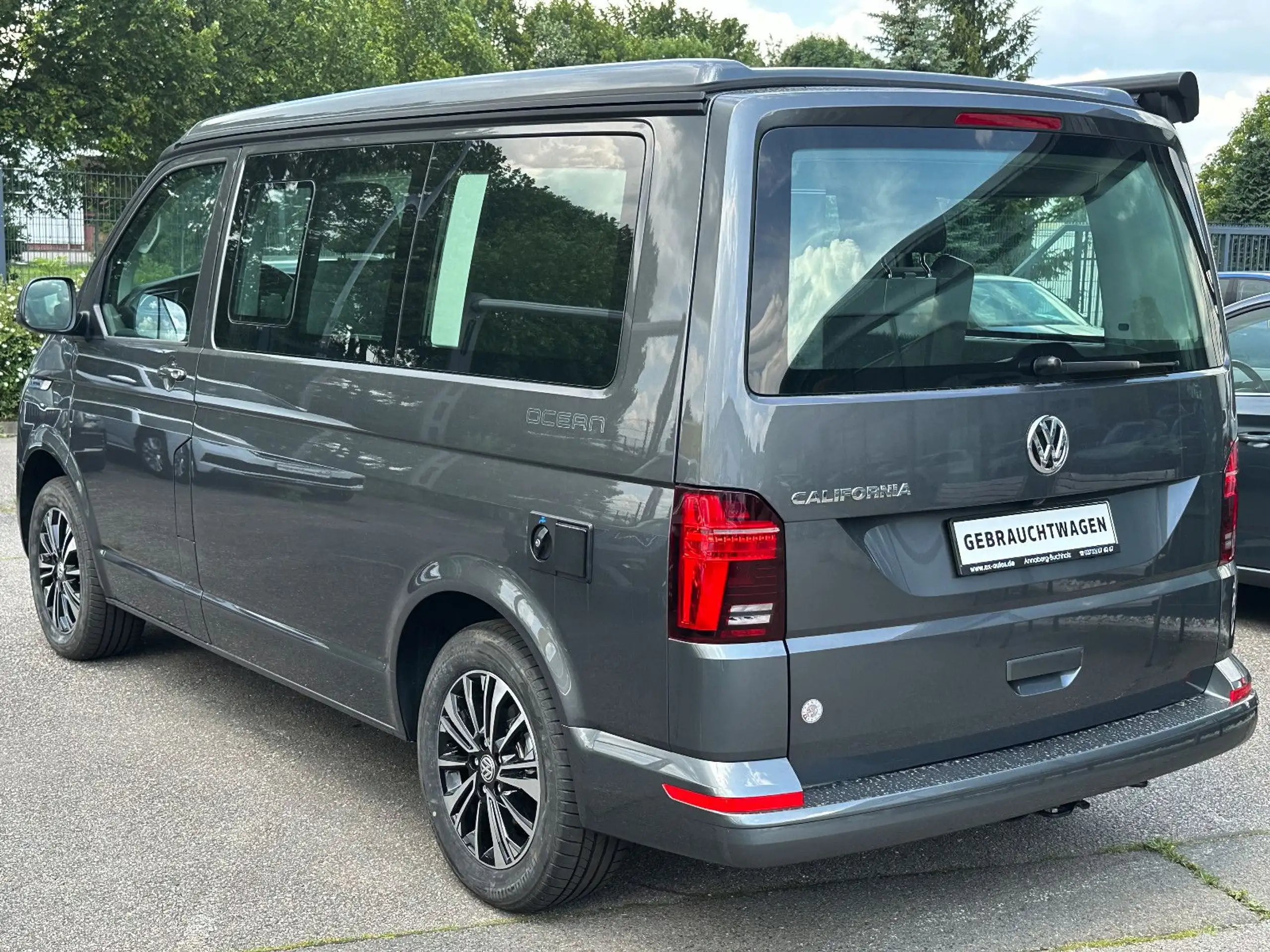 Volkswagen - T6 California