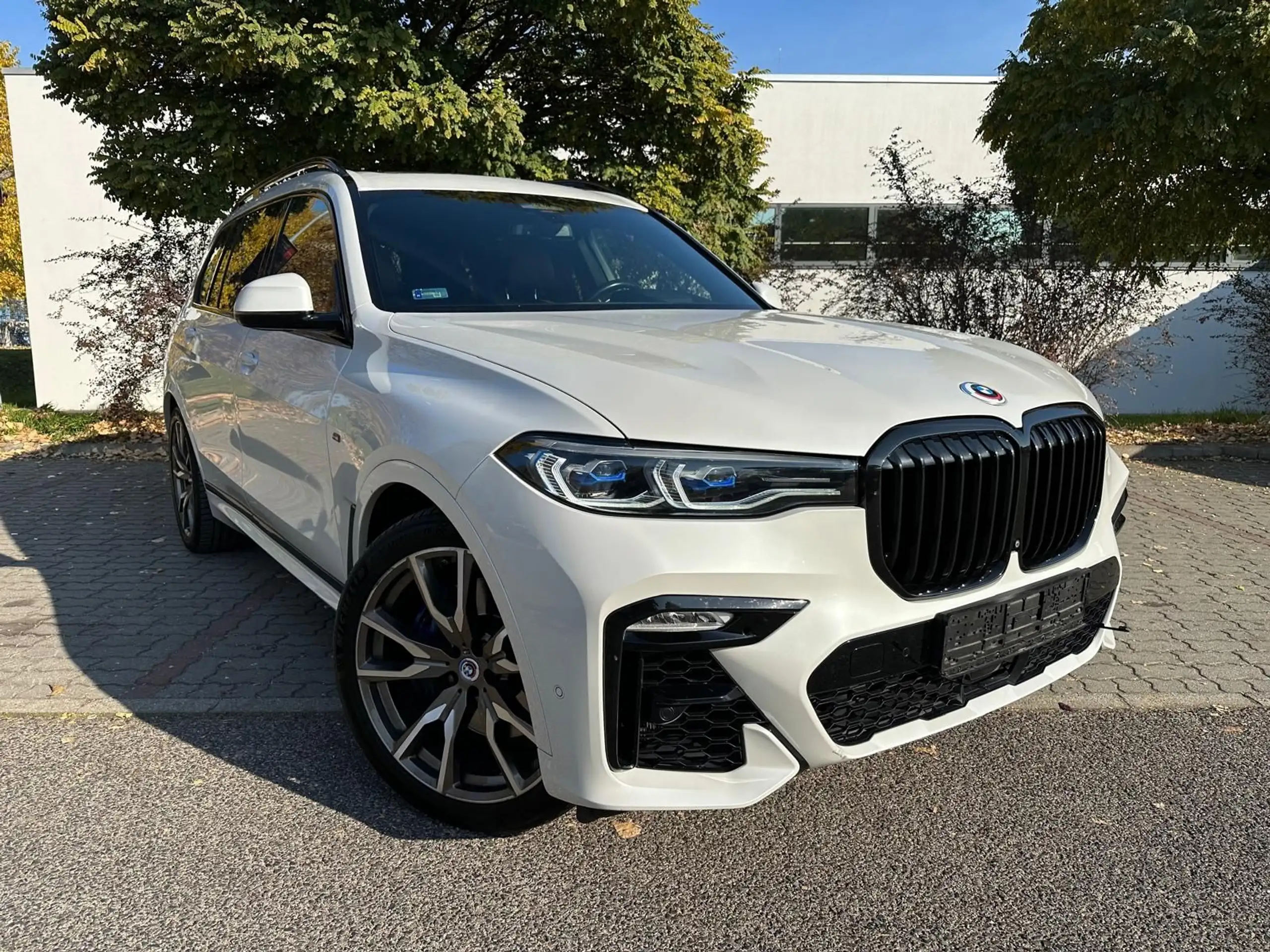 BMW - X7