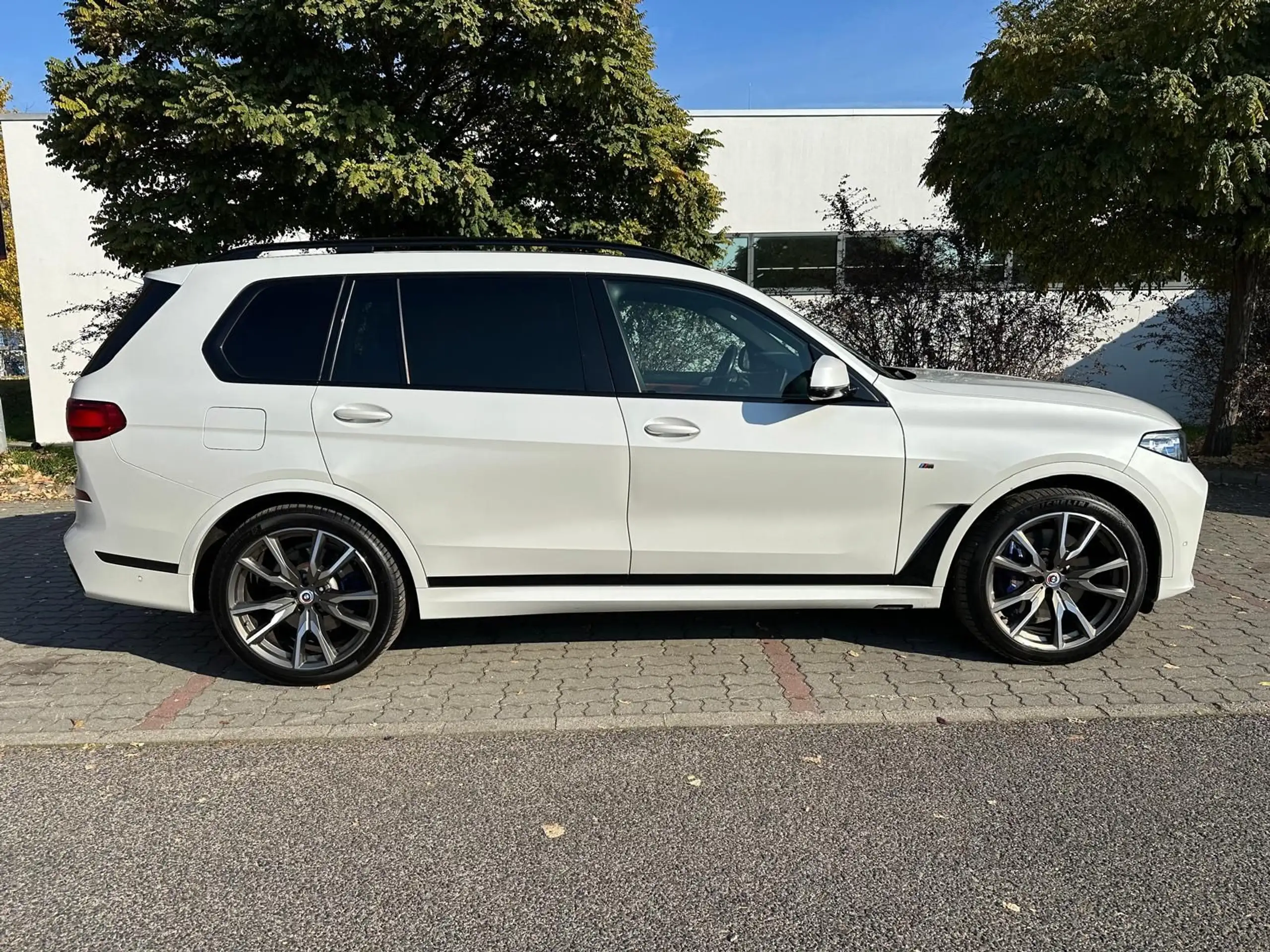 BMW - X7