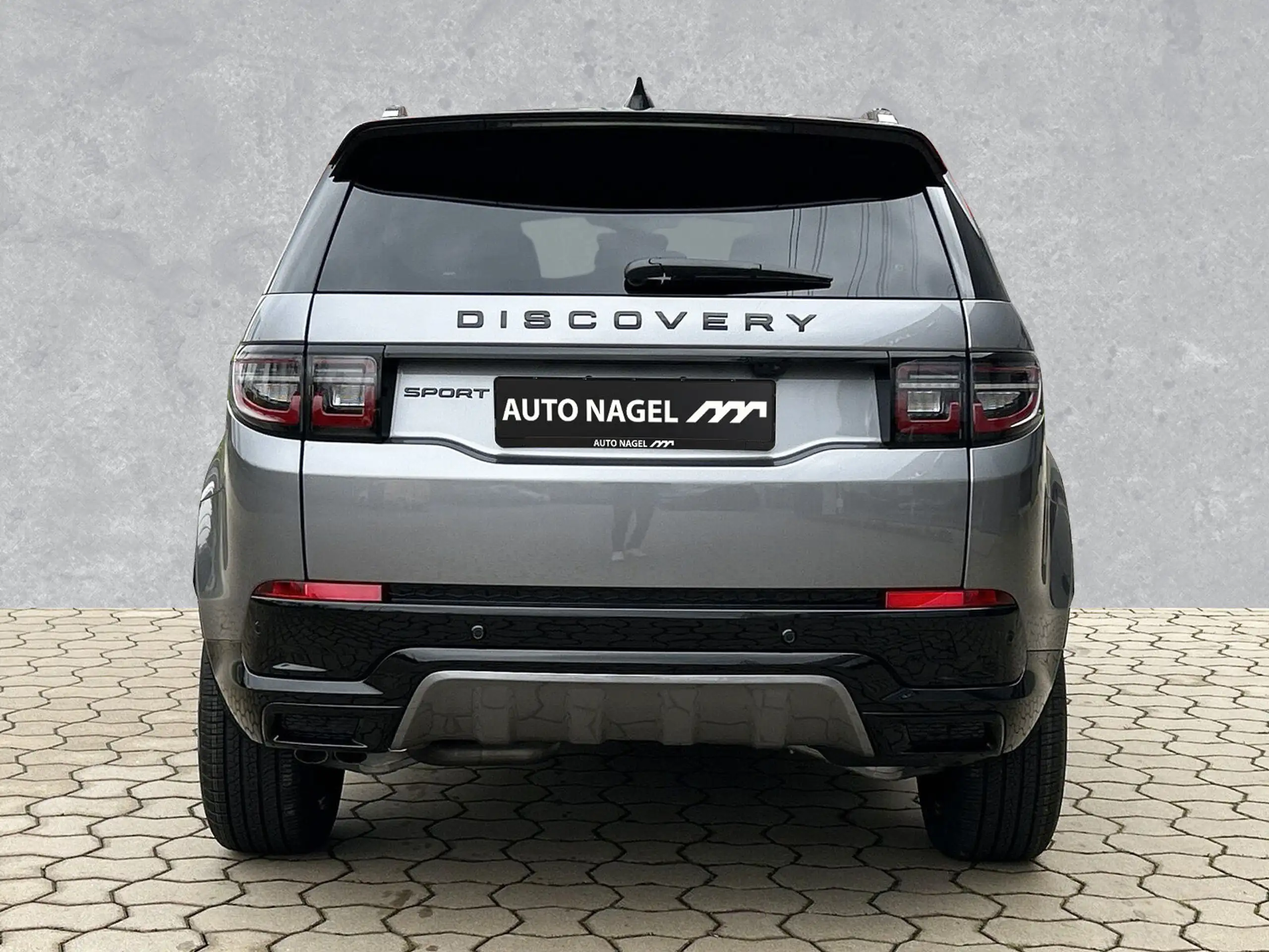 Land Rover - Discovery Sport