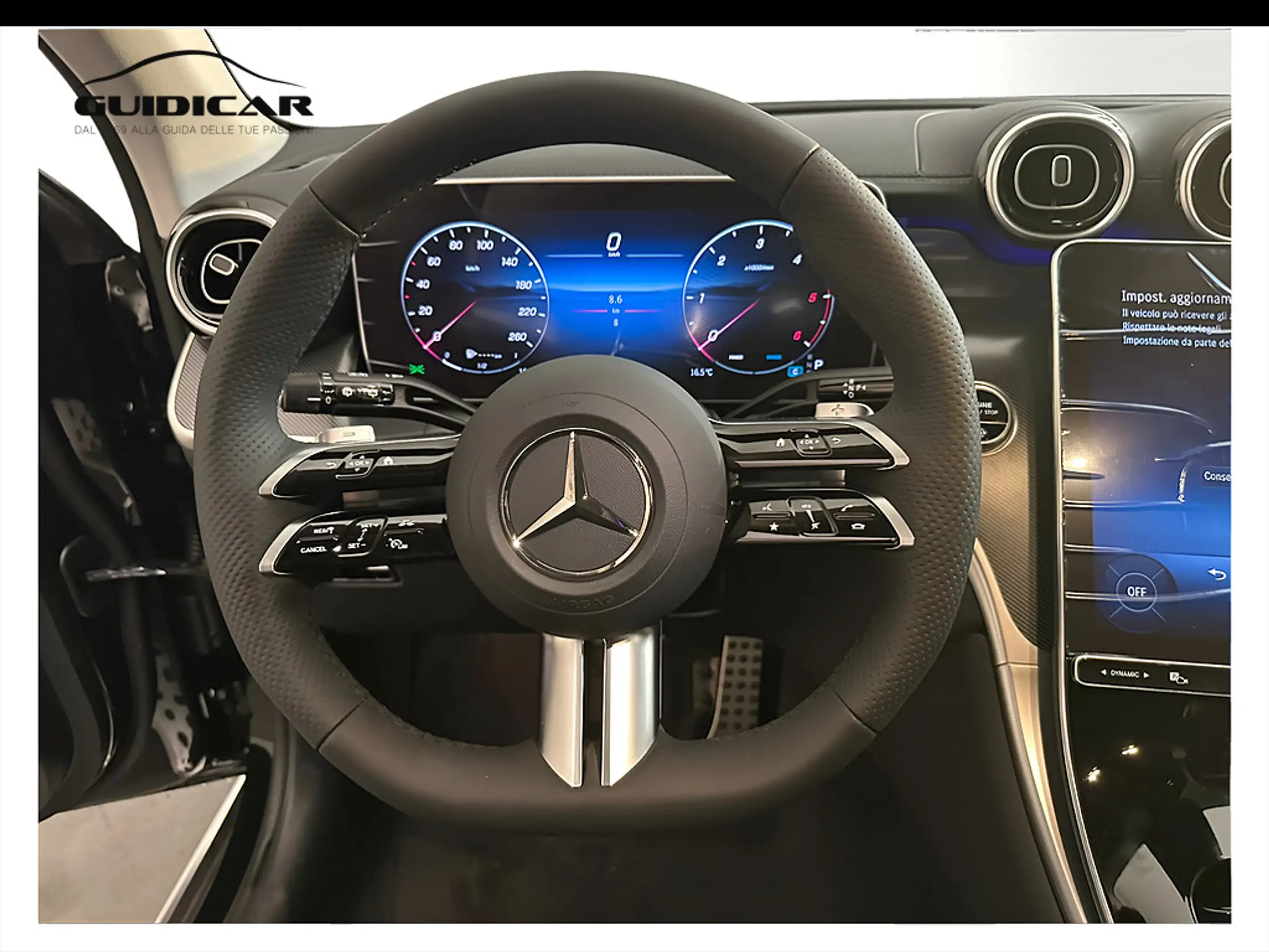 Mercedes-Benz - GLC 220