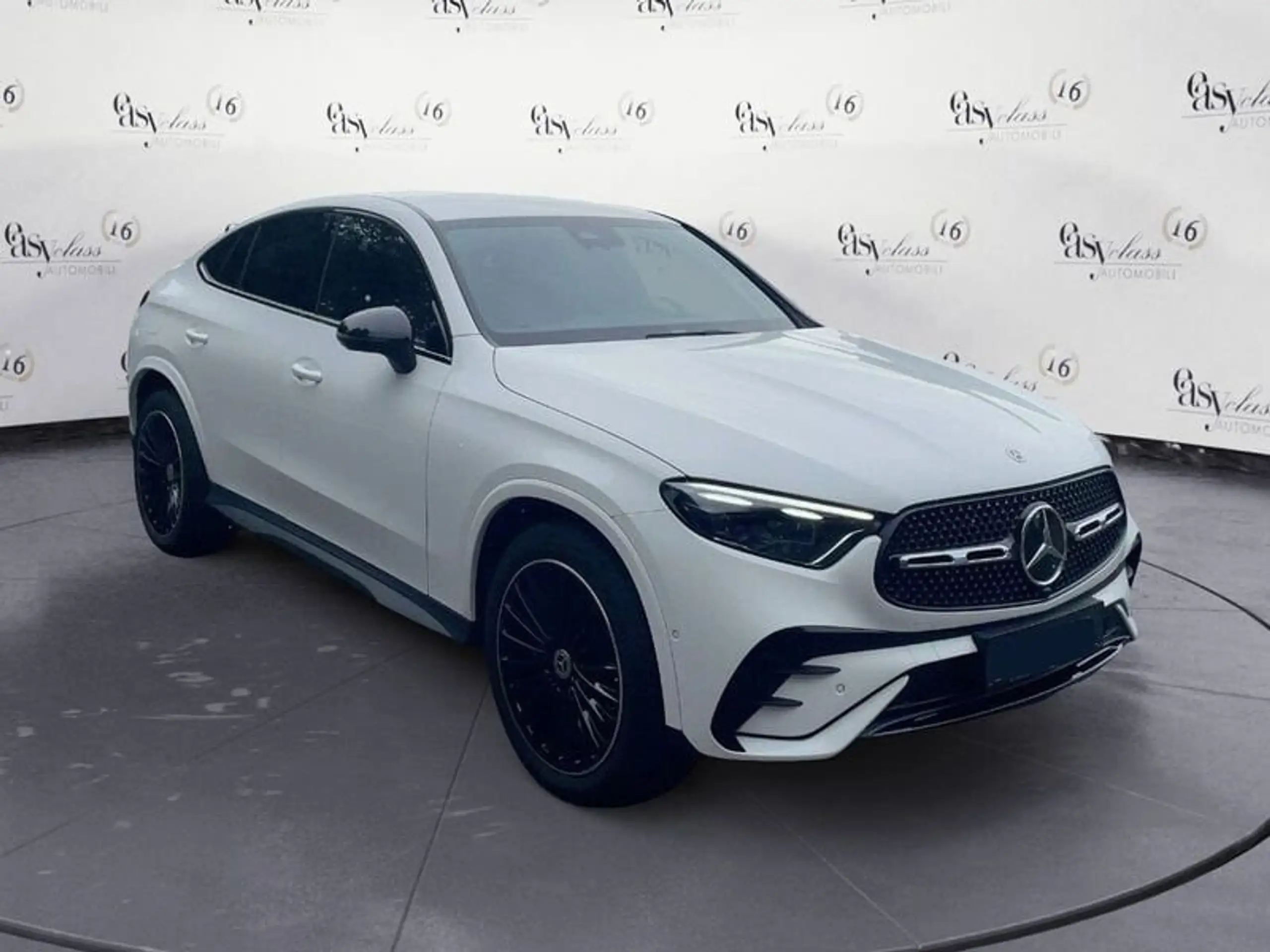 Mercedes-Benz - GLC 220