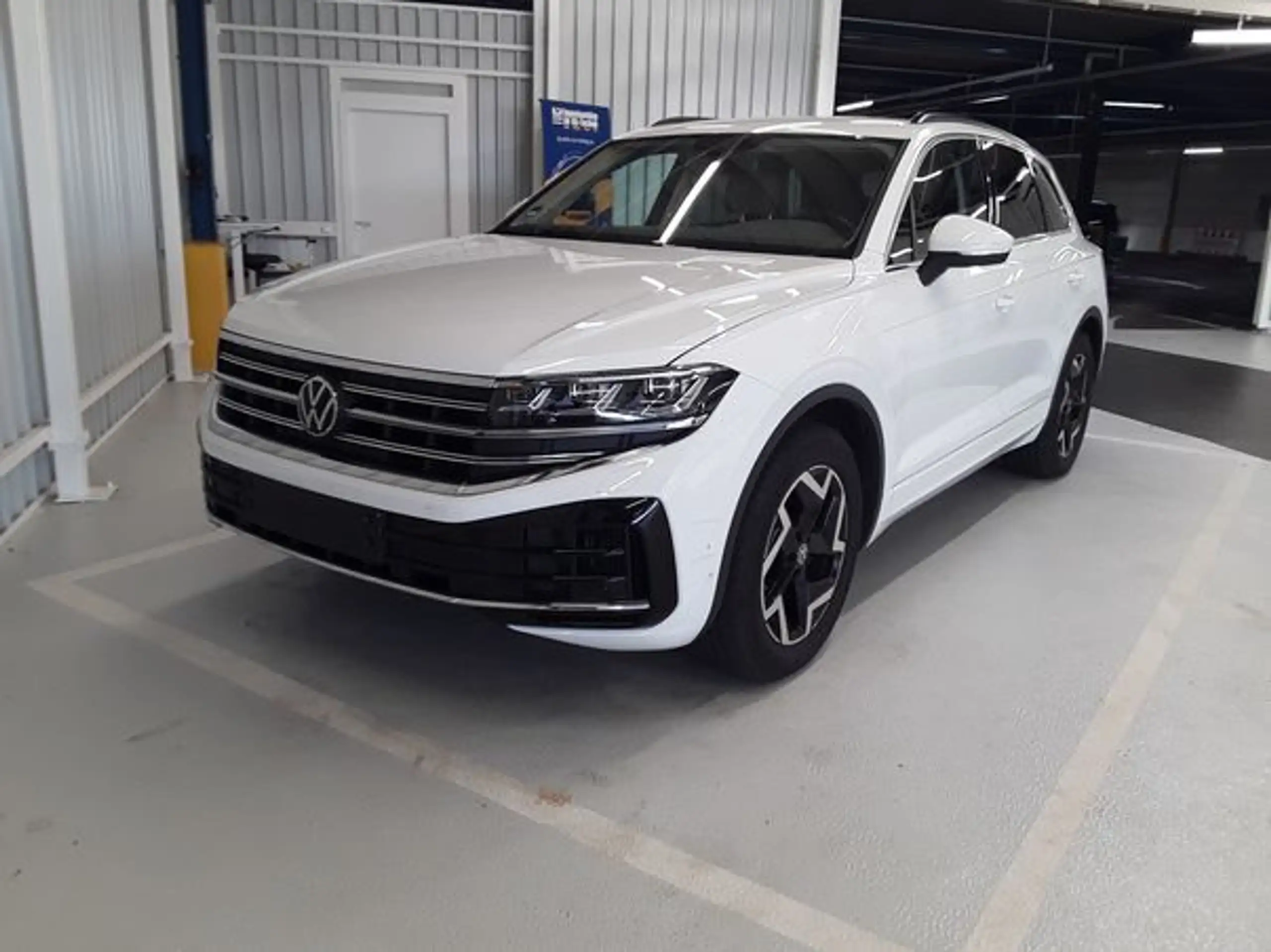 Volkswagen - Touareg