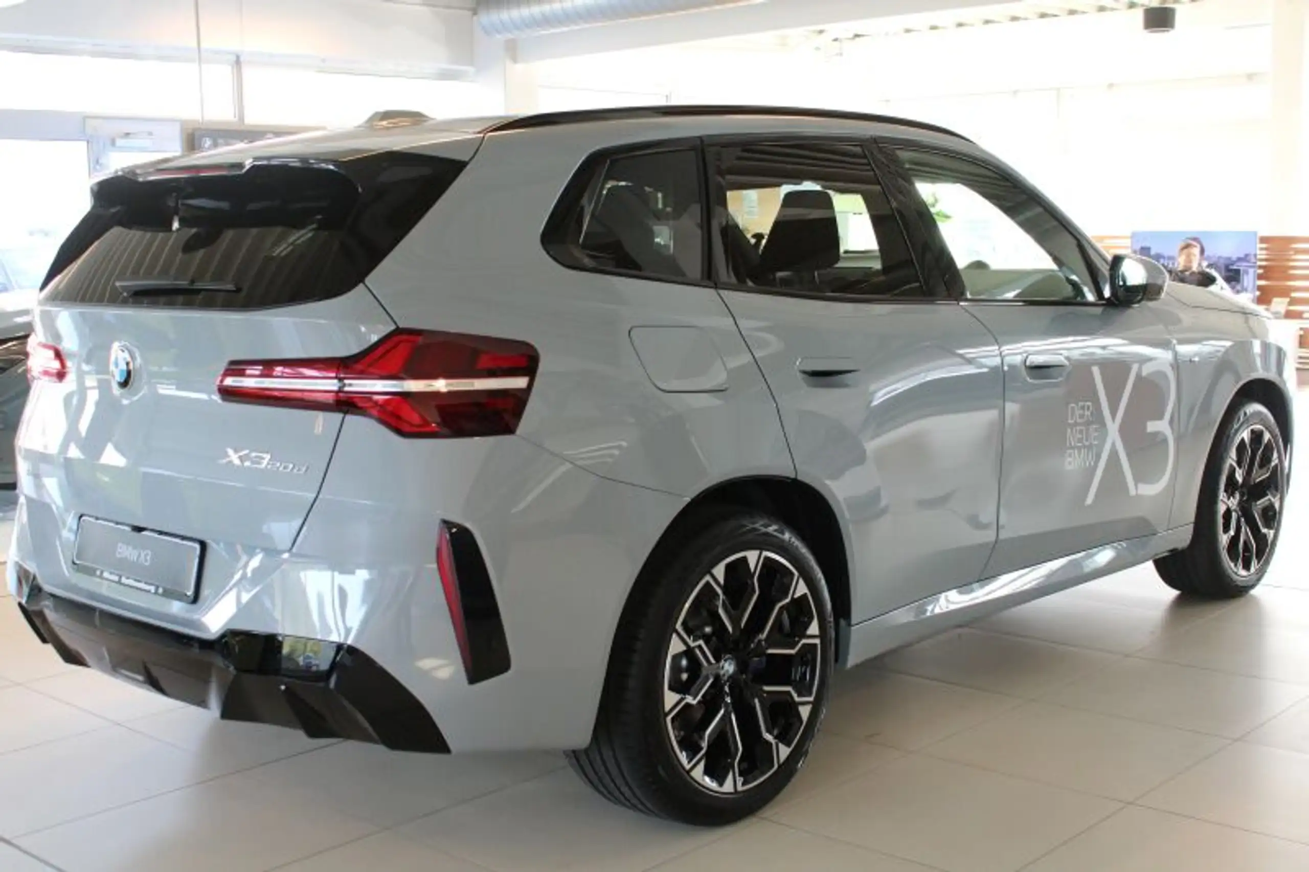 BMW - X3