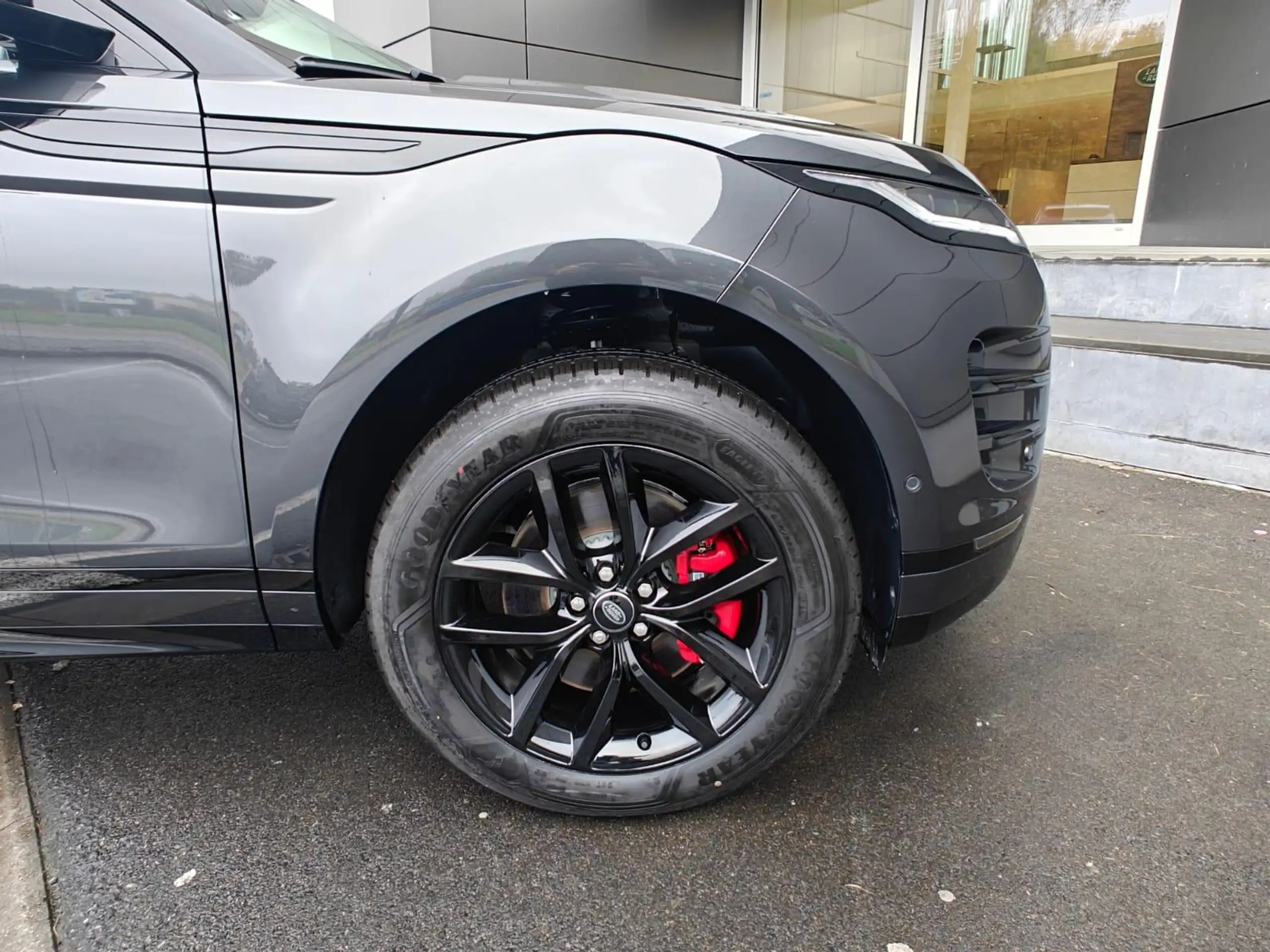 Land Rover - Range Rover Evoque