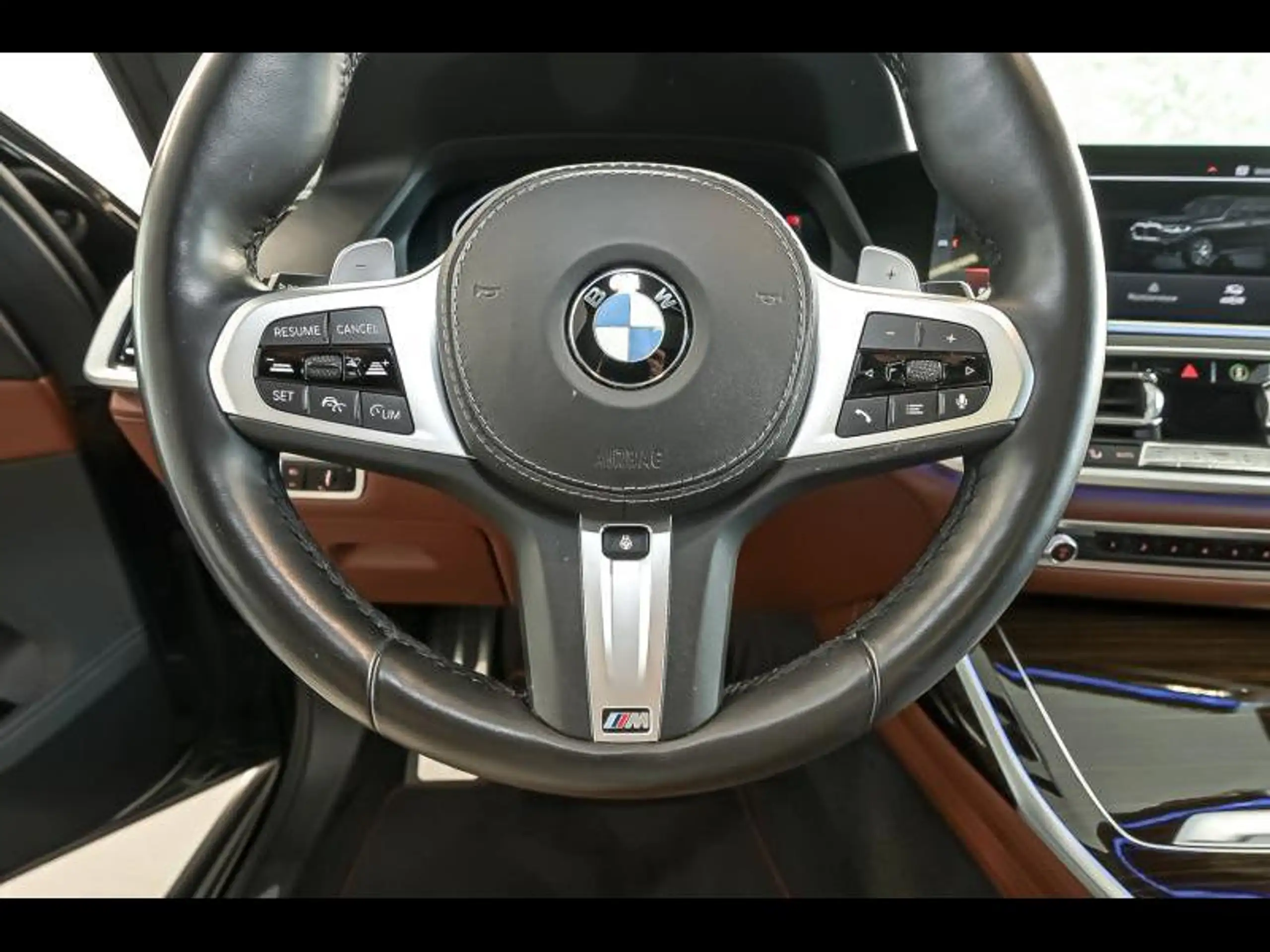 BMW - X7