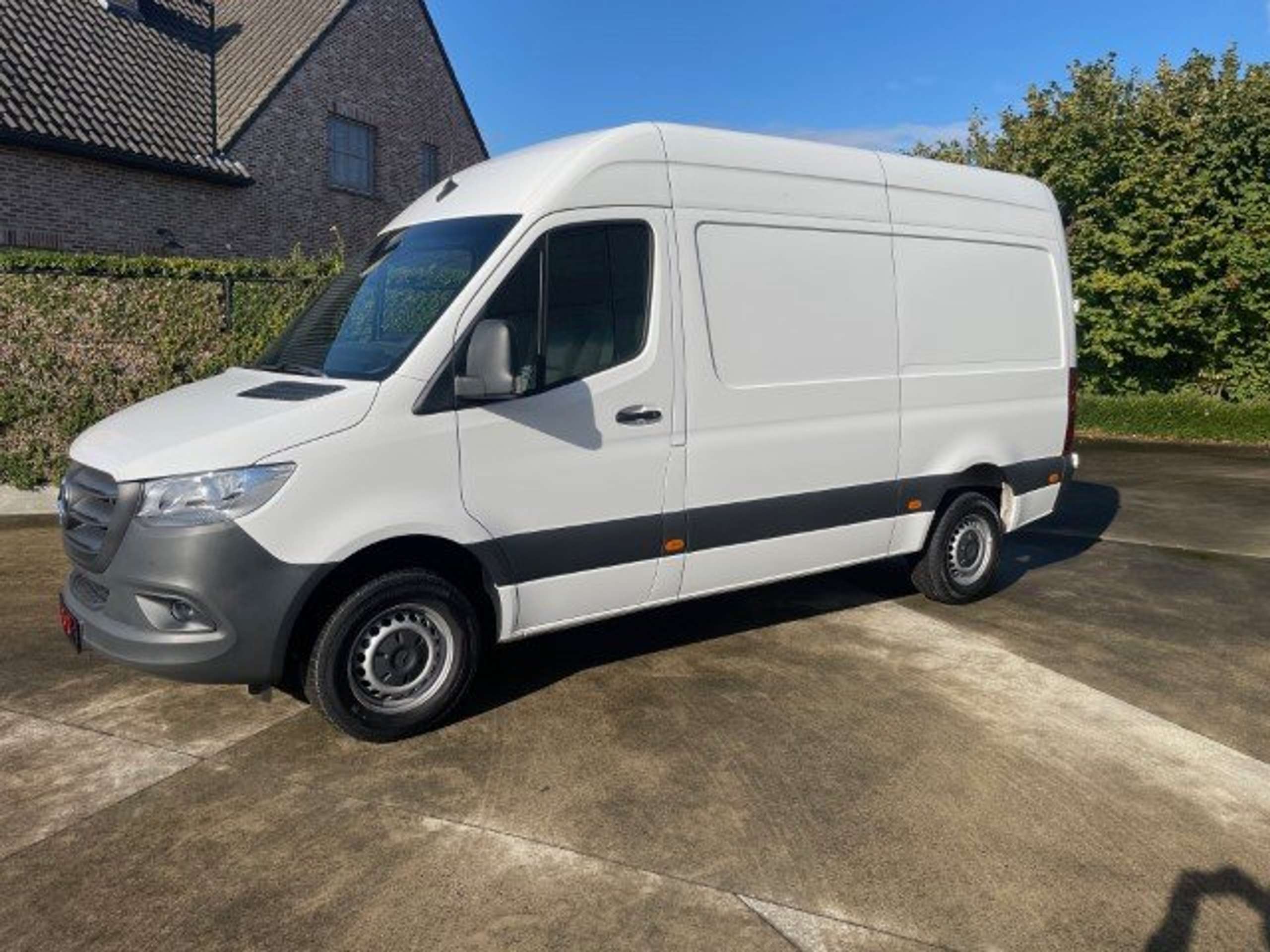 Mercedes-Benz - Sprinter