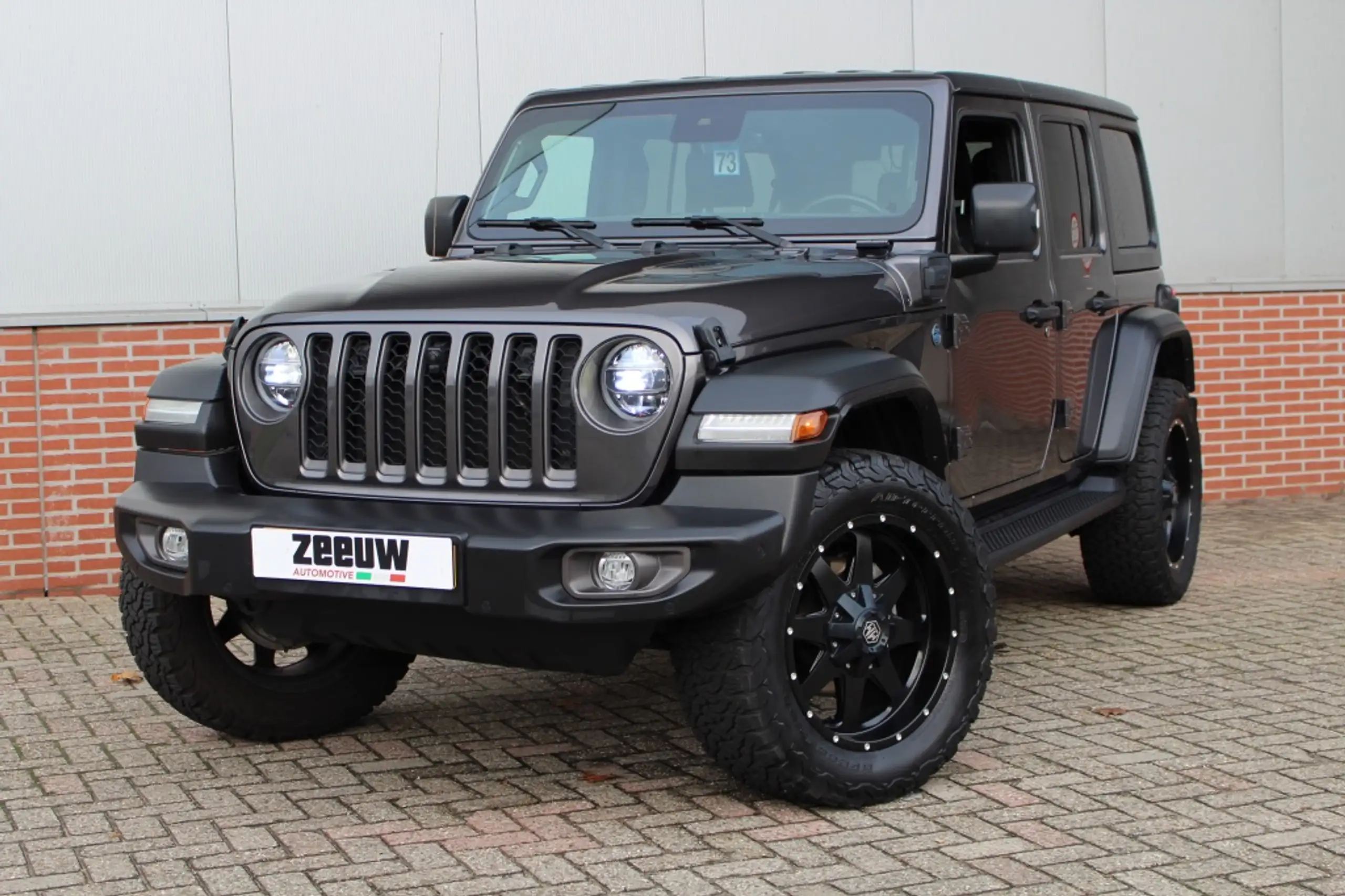 Jeep - Wrangler