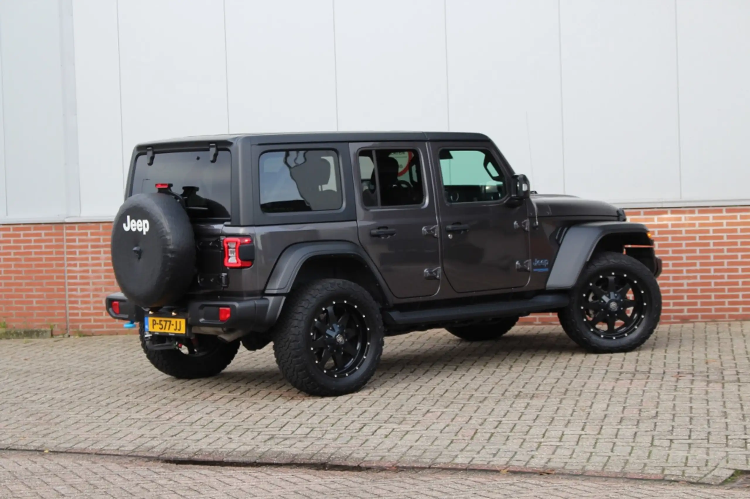 Jeep - Wrangler