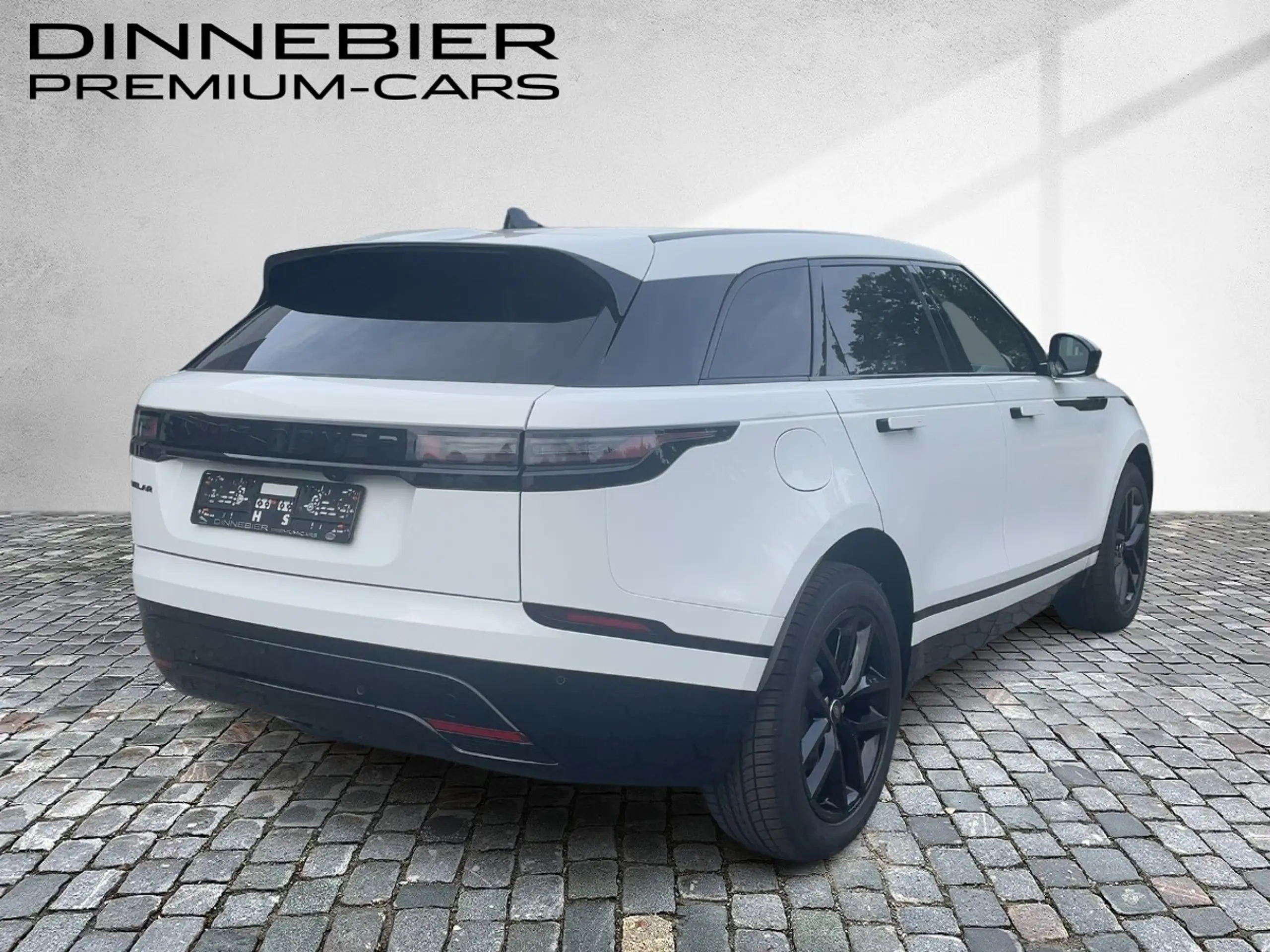 Land Rover - Range Rover Velar