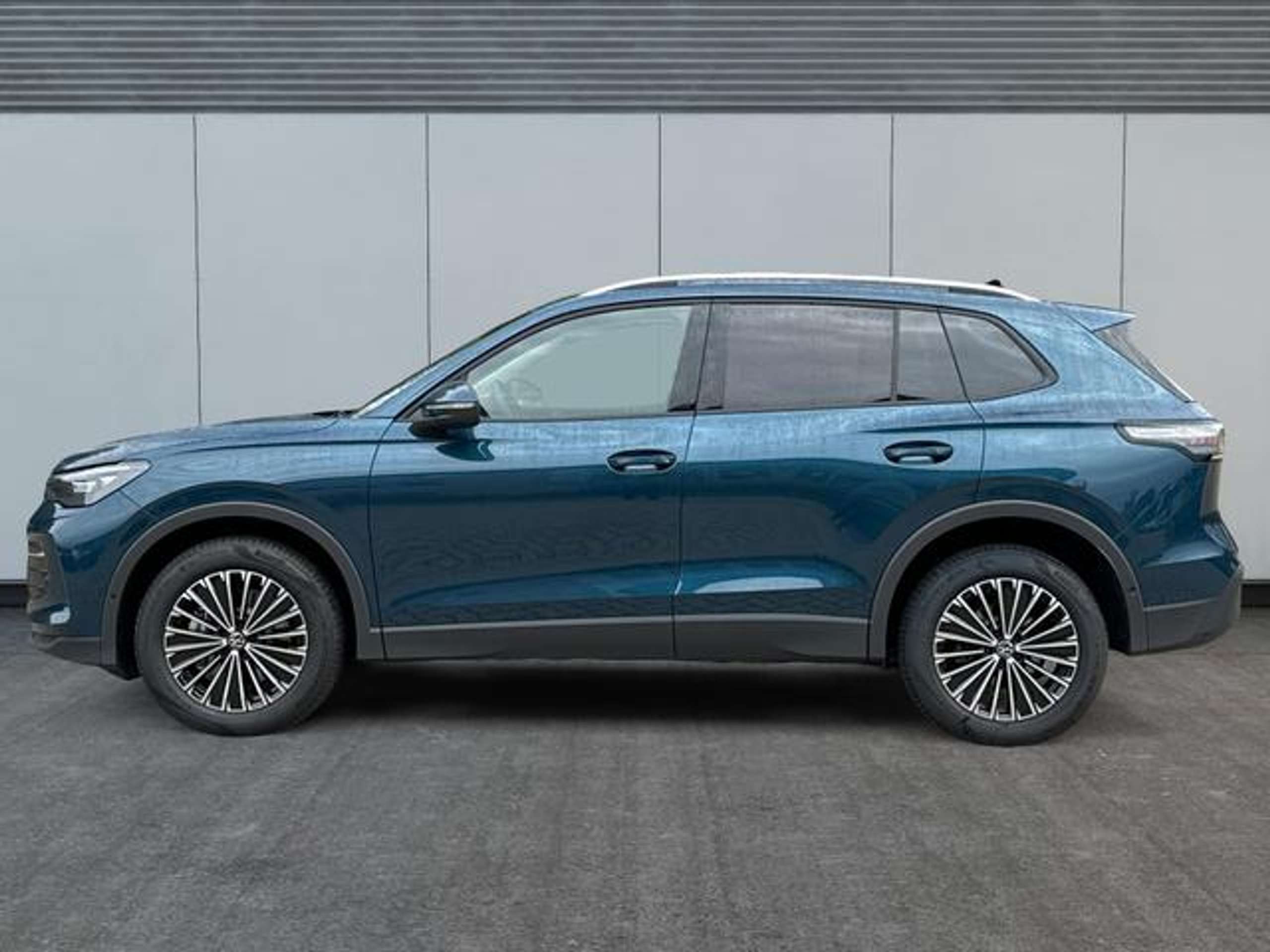 Volkswagen - Tiguan